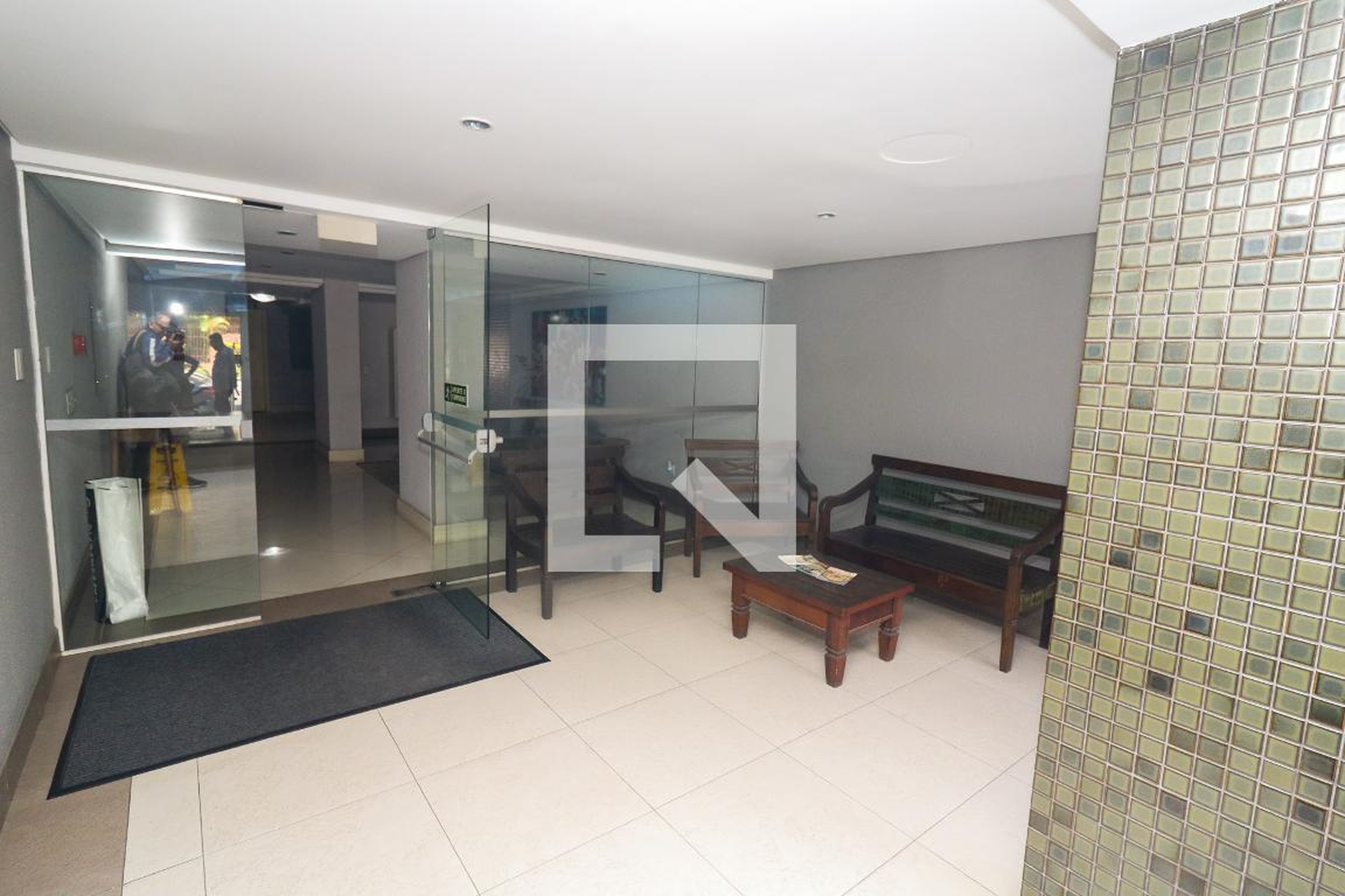 Hall de entrada - Edifício Residencial Vincent Van Gogh