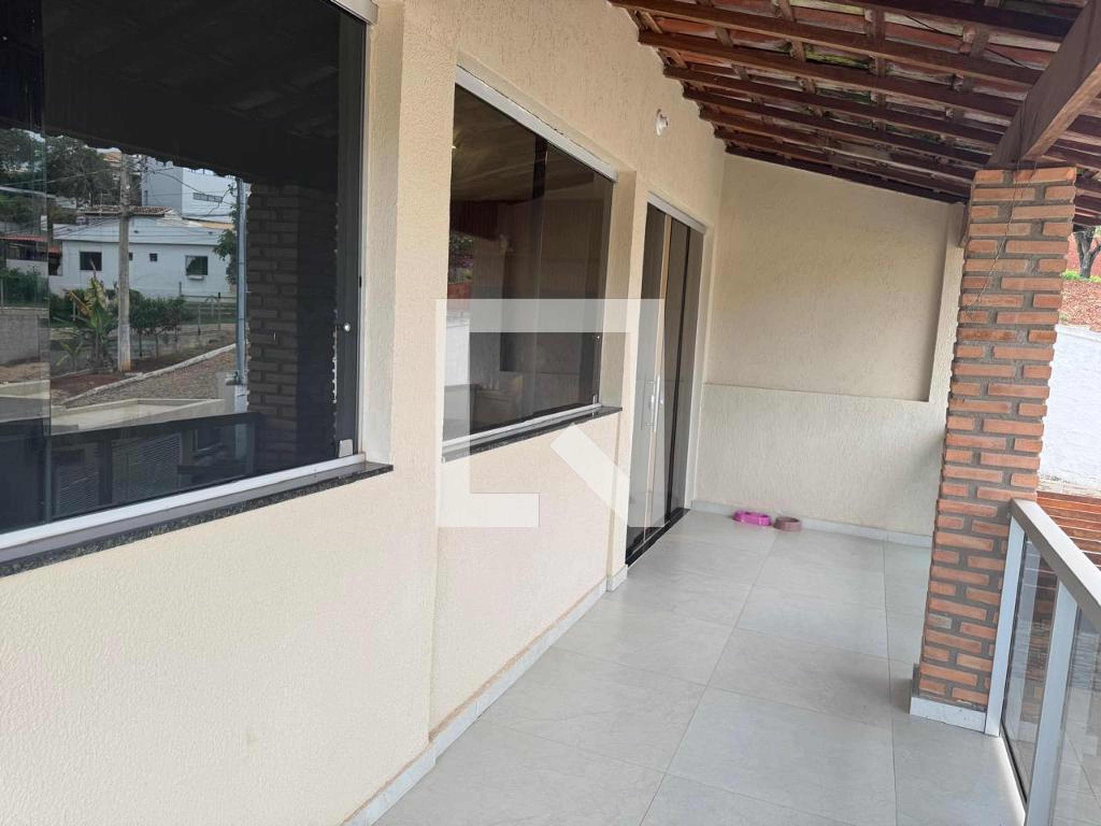 Área externa Condomínio em Rua 6, 90