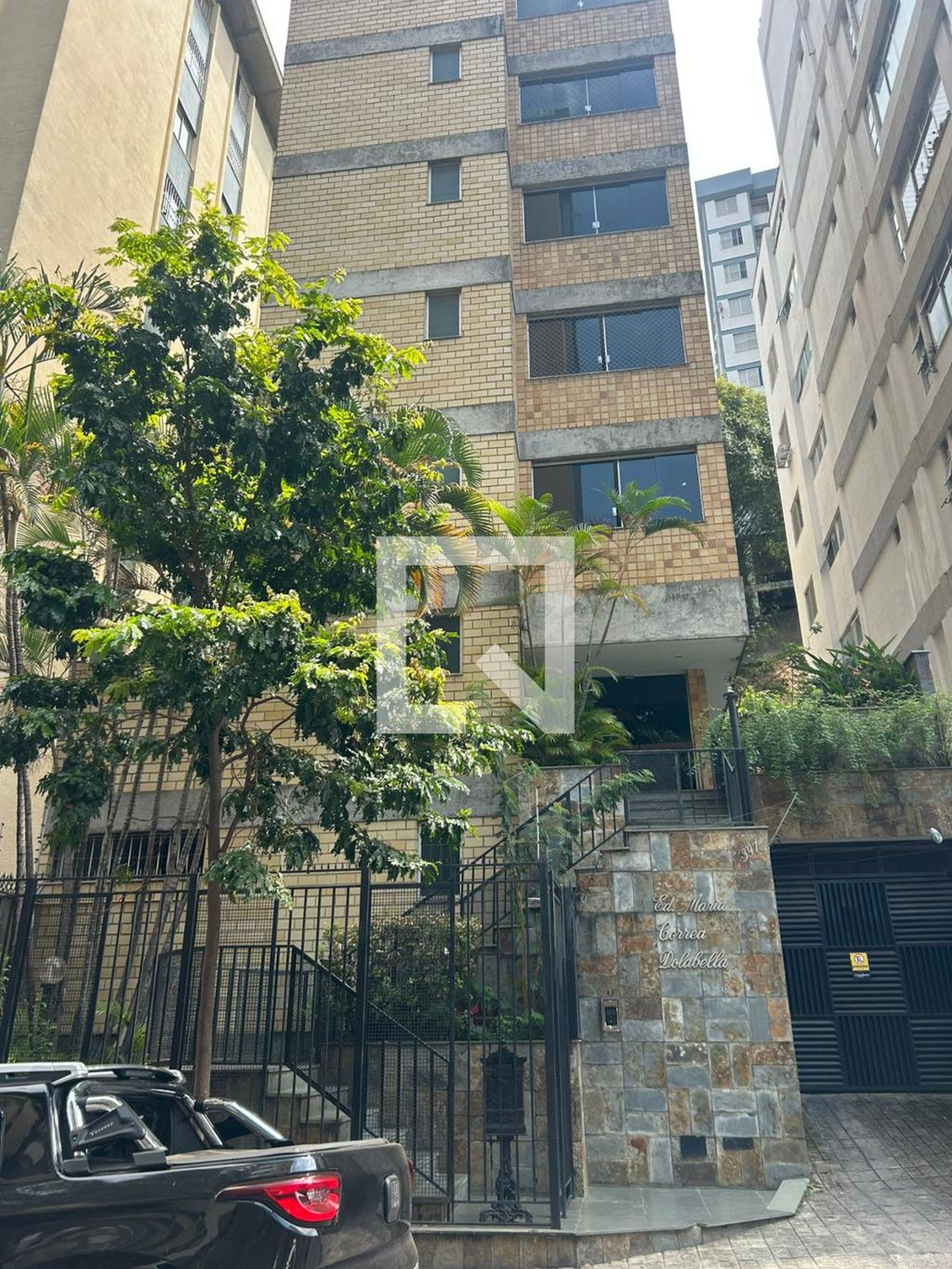 Fachada Condomínio em Rua Engenheiro Zoroastro Tôrres, 397