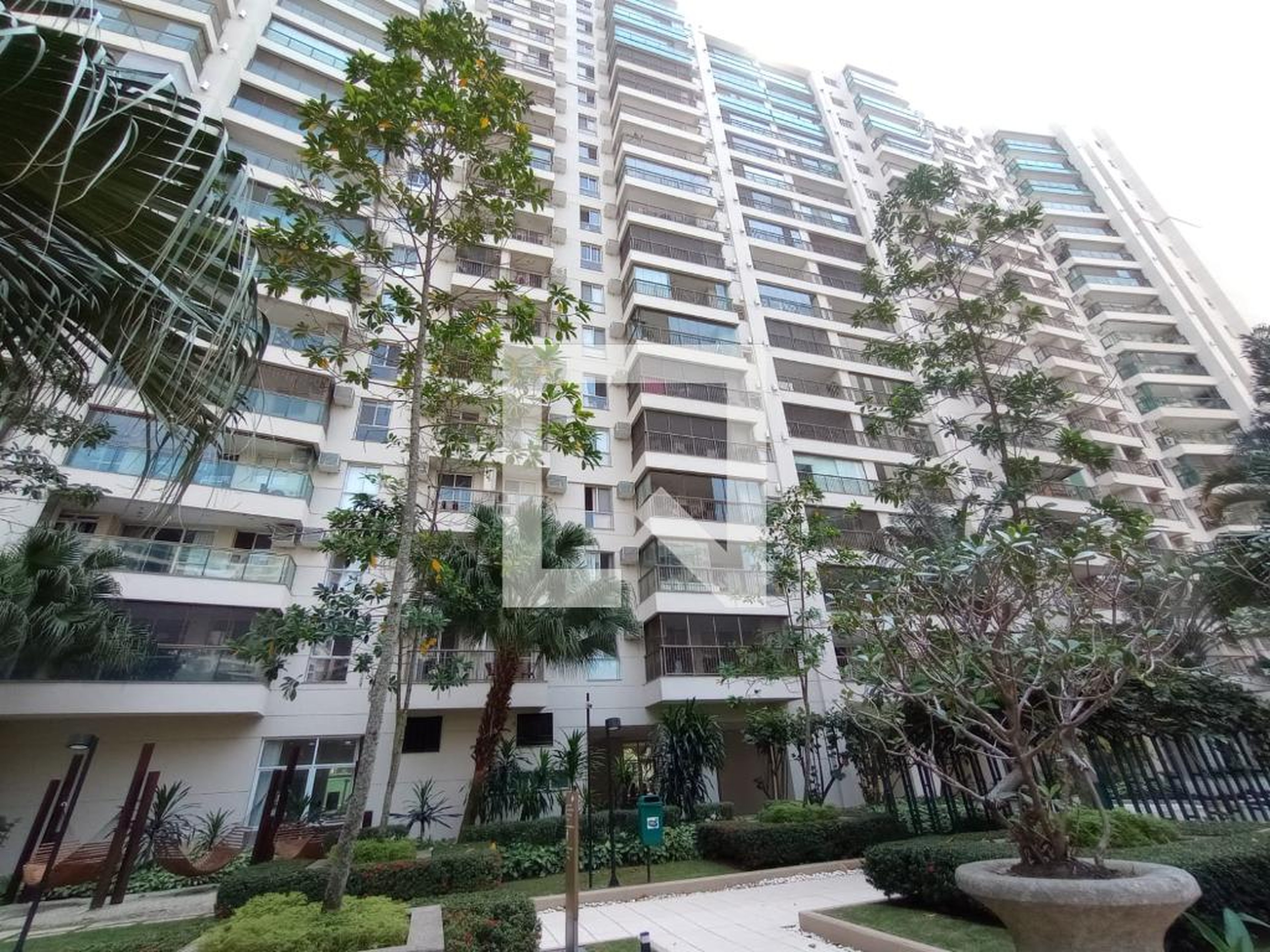 Fachada Condomínio Reserva do Parque