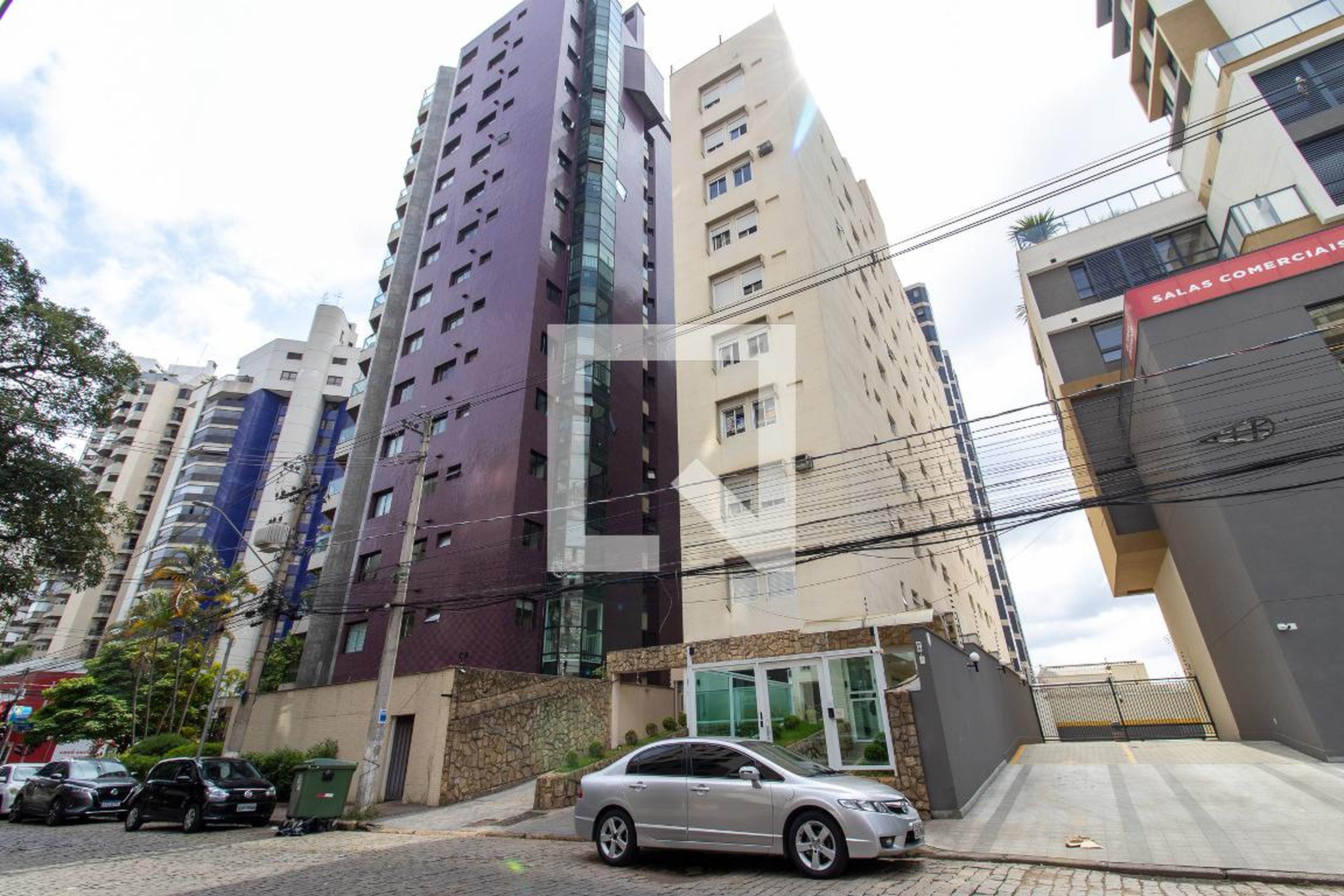 Fachada Condomínio em Rua Coronel Quirino, 1012