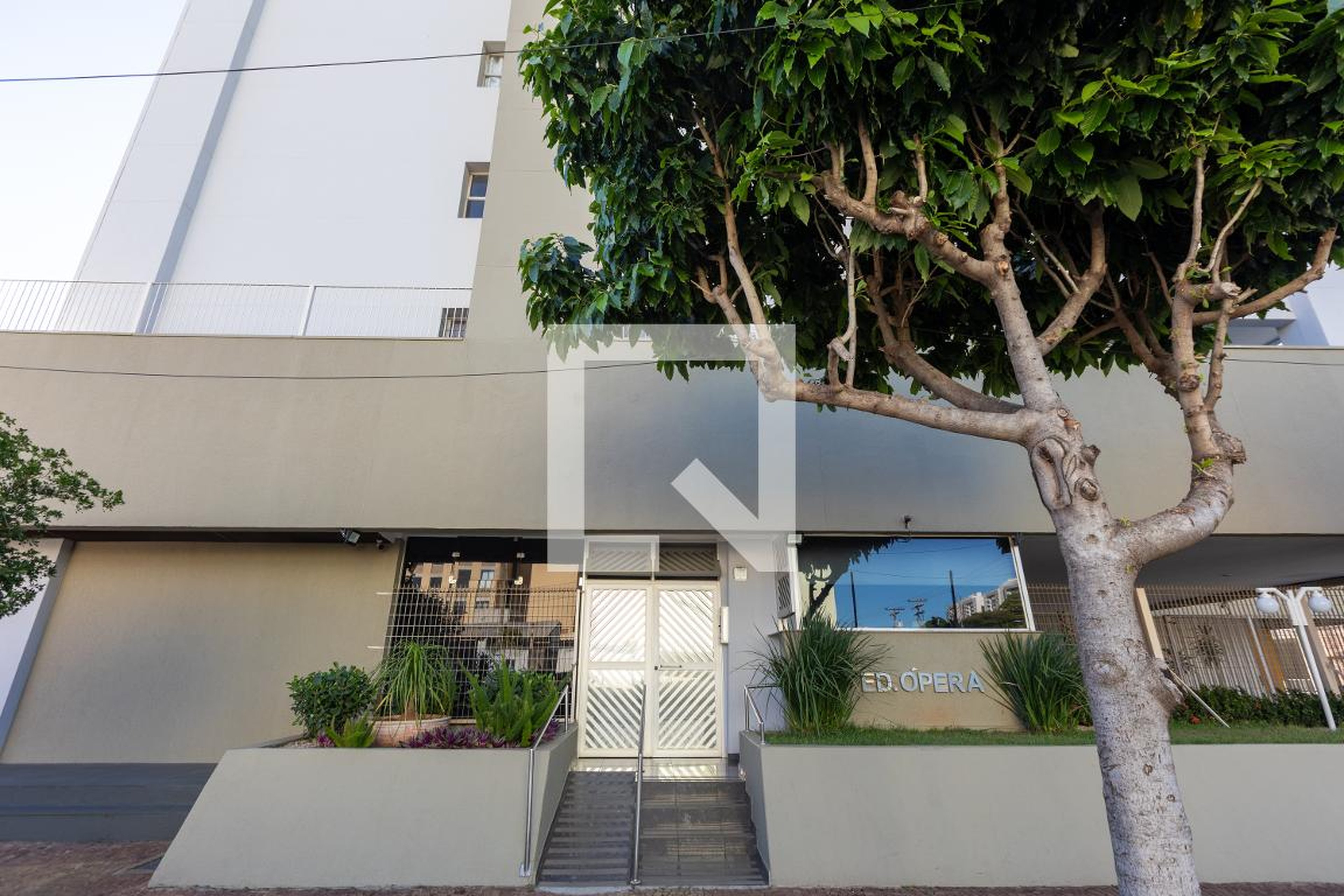 Fachada do Prédio Condomínio Opera