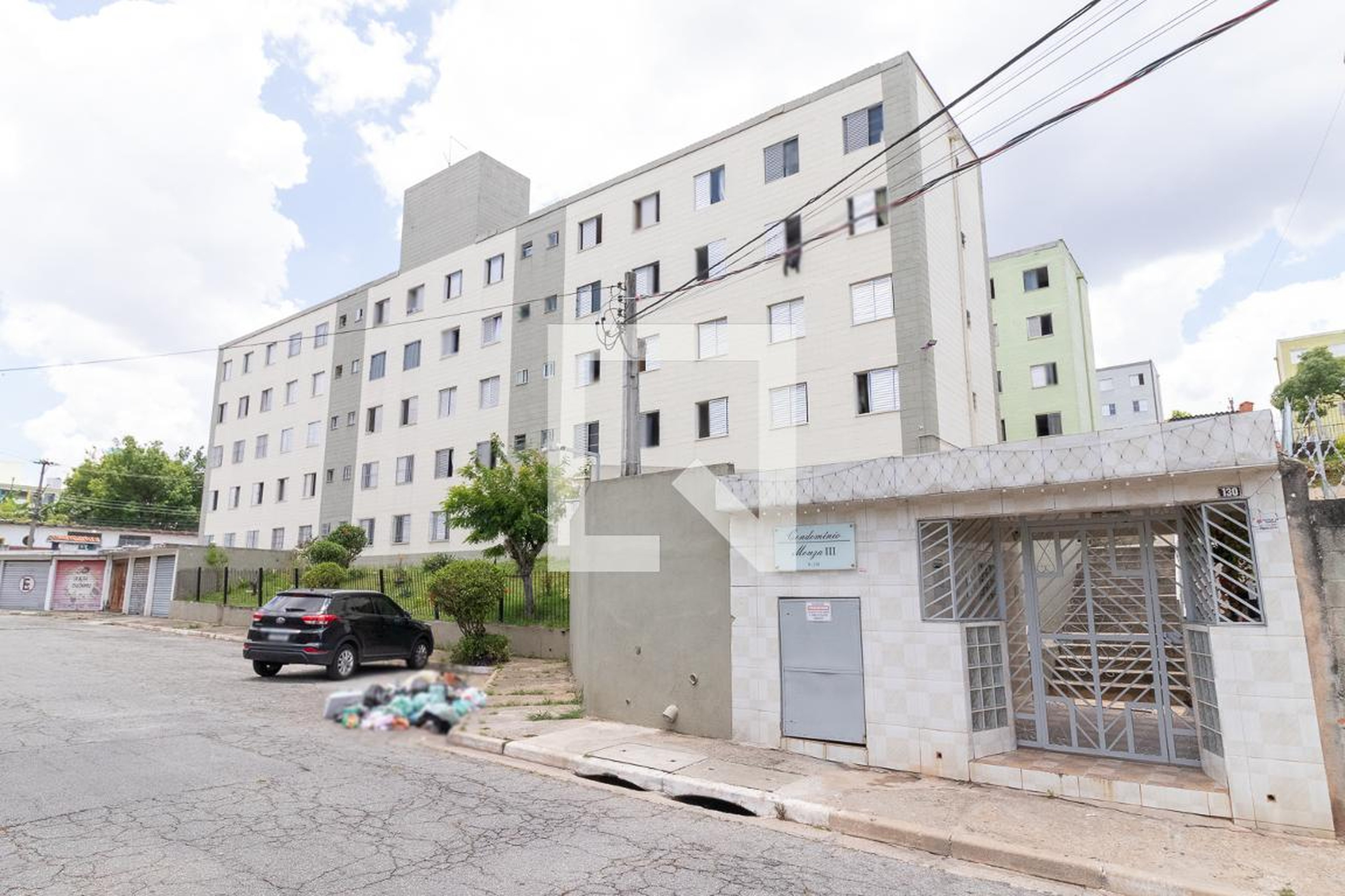 Fachada Condomínio em Rua Domênico Melli, 130