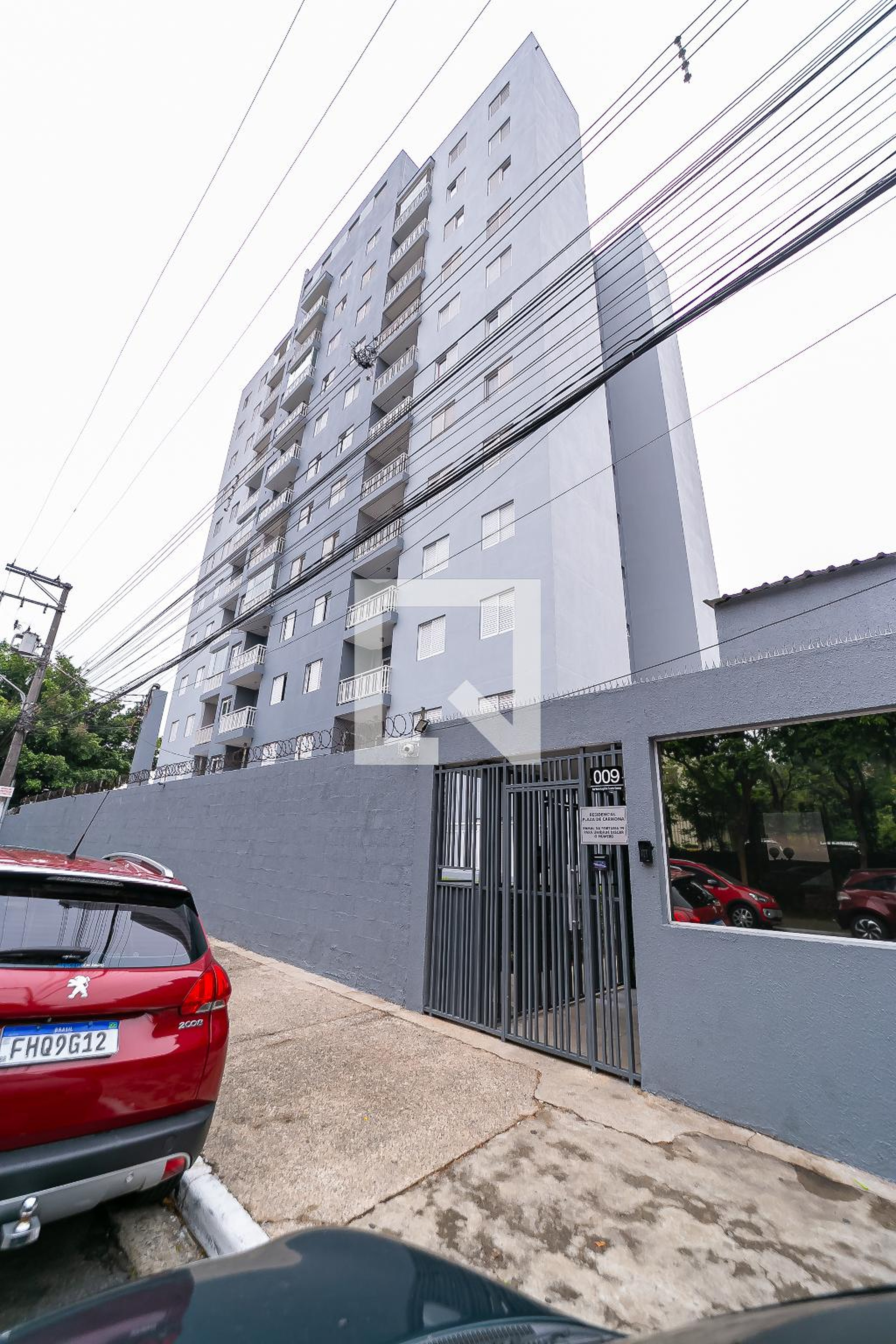 Fachada Residencial Plaza de Carmona