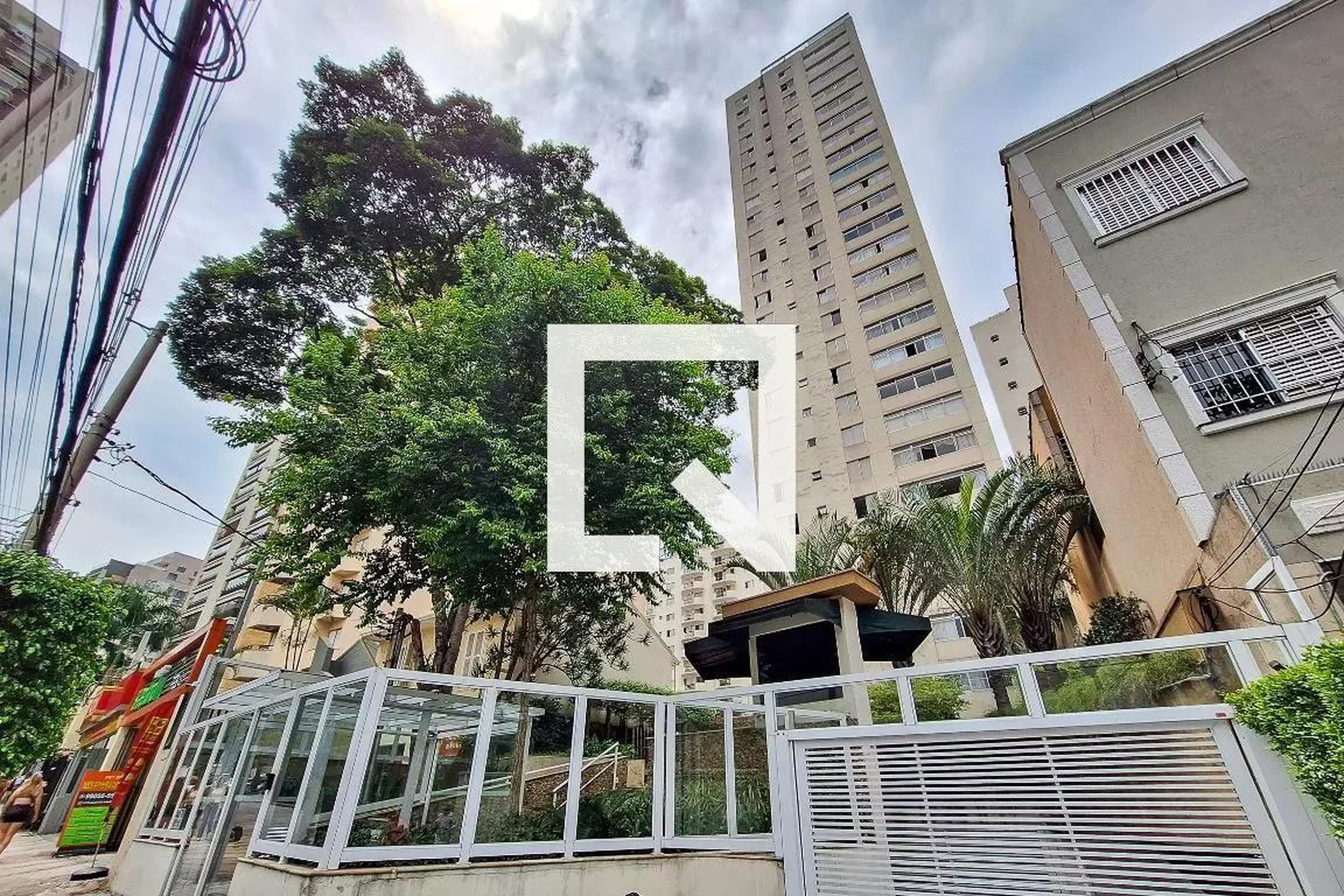 Fachada Condomínio Saint Germain