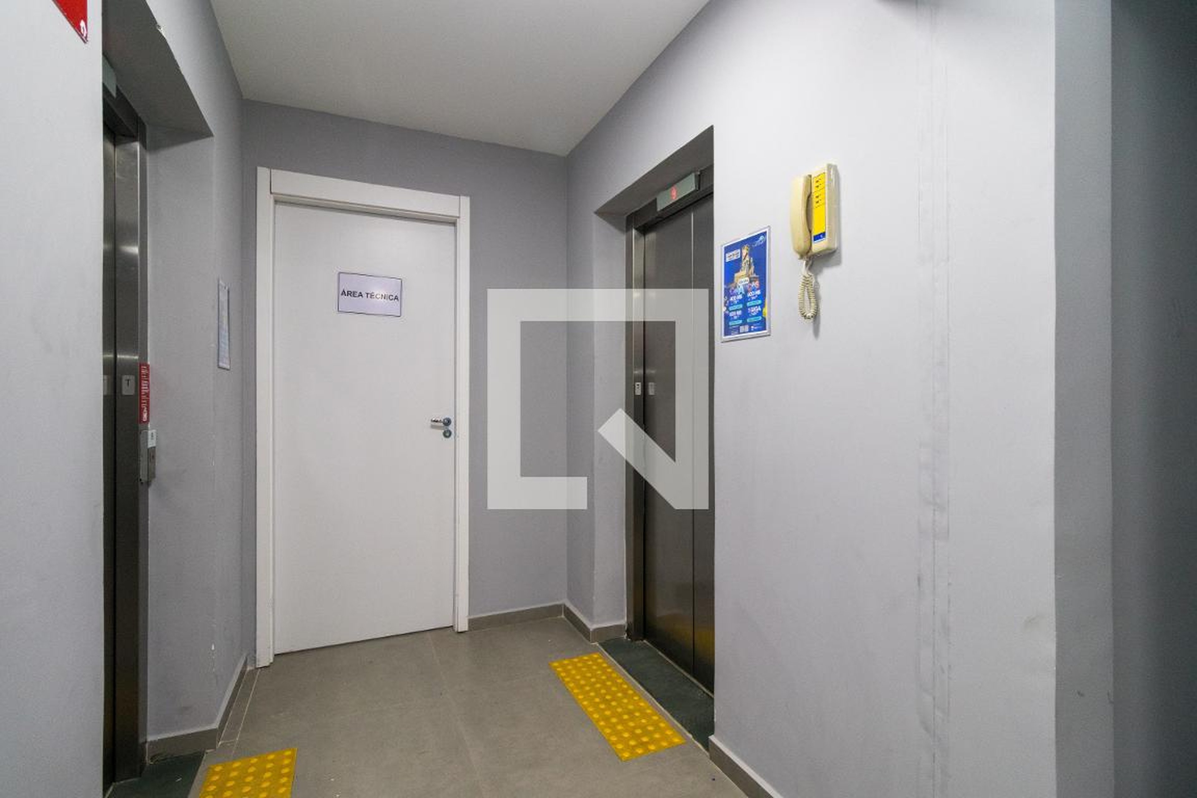 Hall de entrada - MetroCasa Vila Ema II