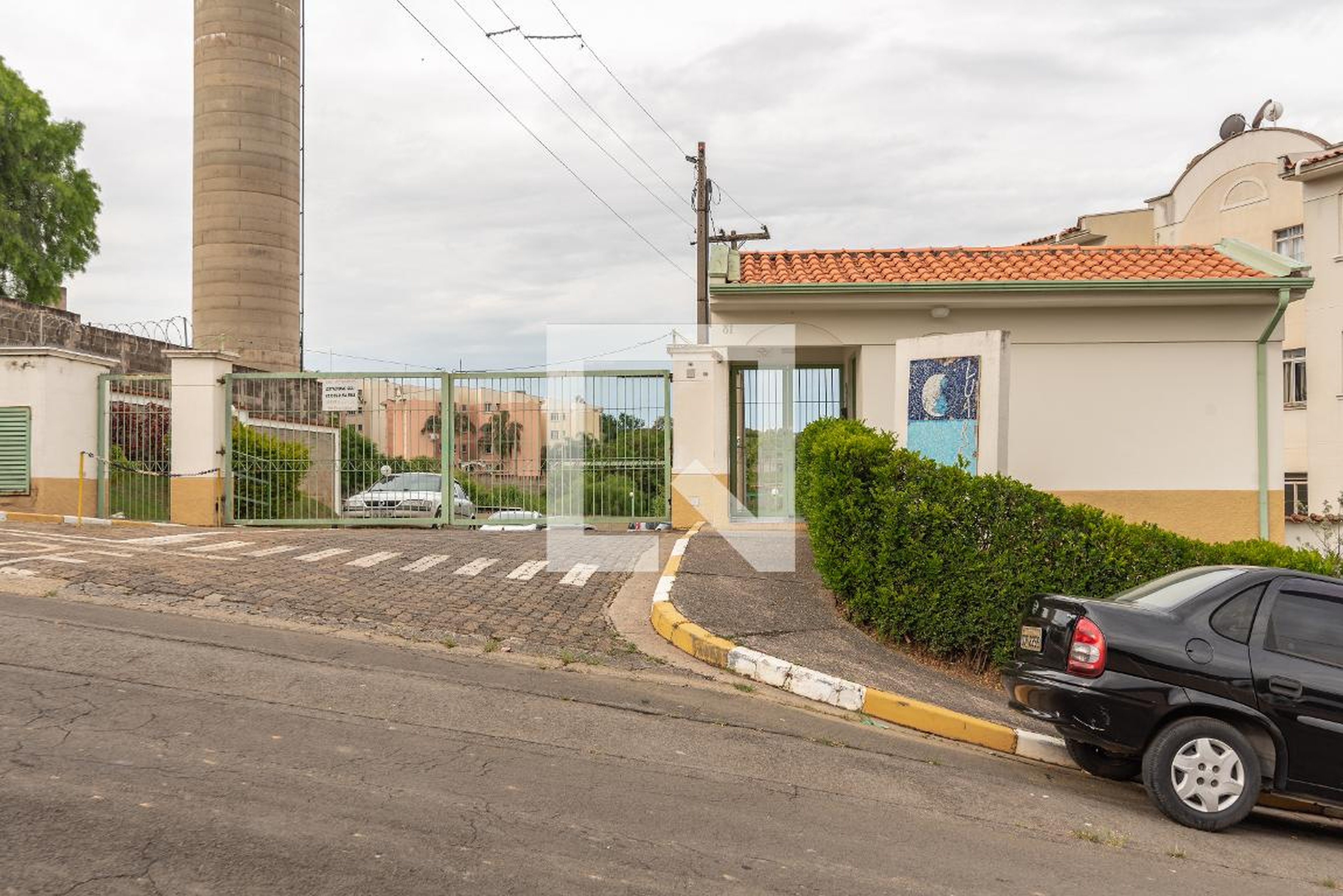 Fachada do Prédio Condomínio Luares