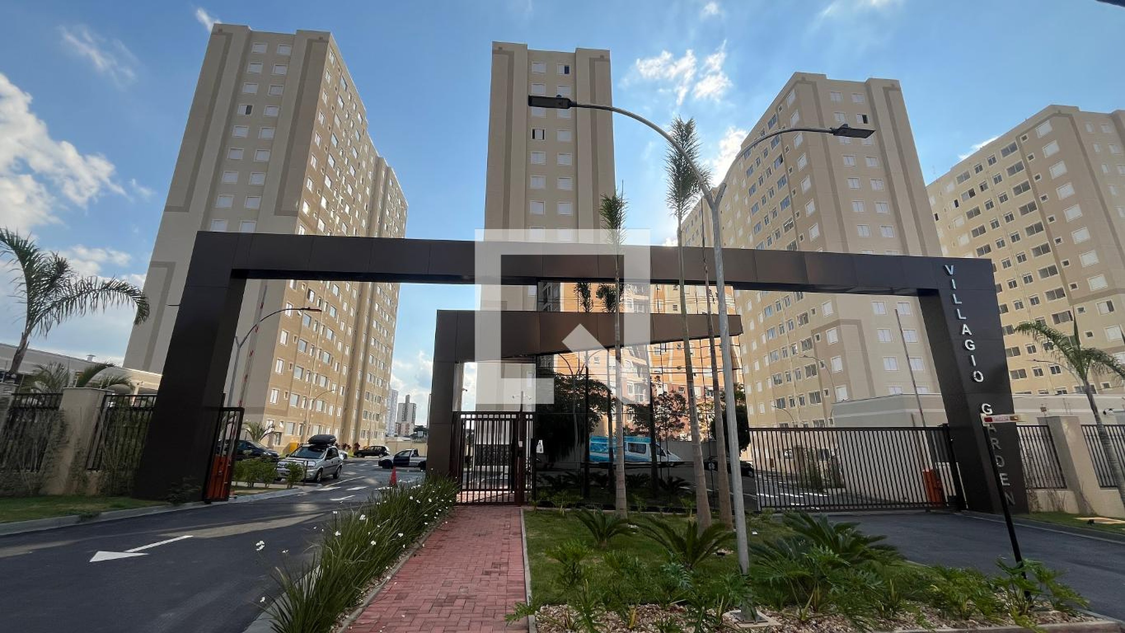 Fachada Condomínio em Rua Doutor Souza Ribeiro, 1202