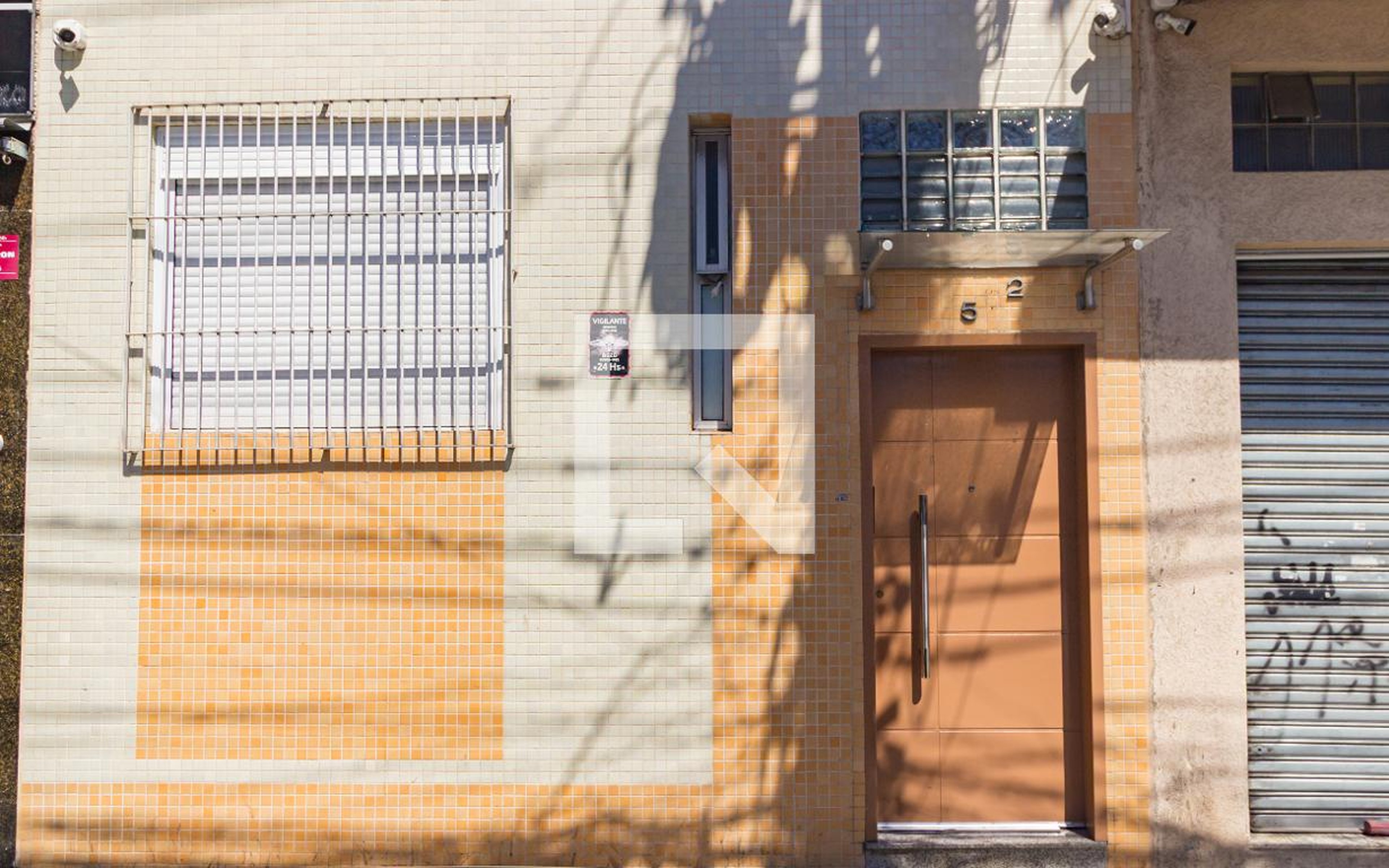 Fachada Condomínio em Rua Hipódromo, 552