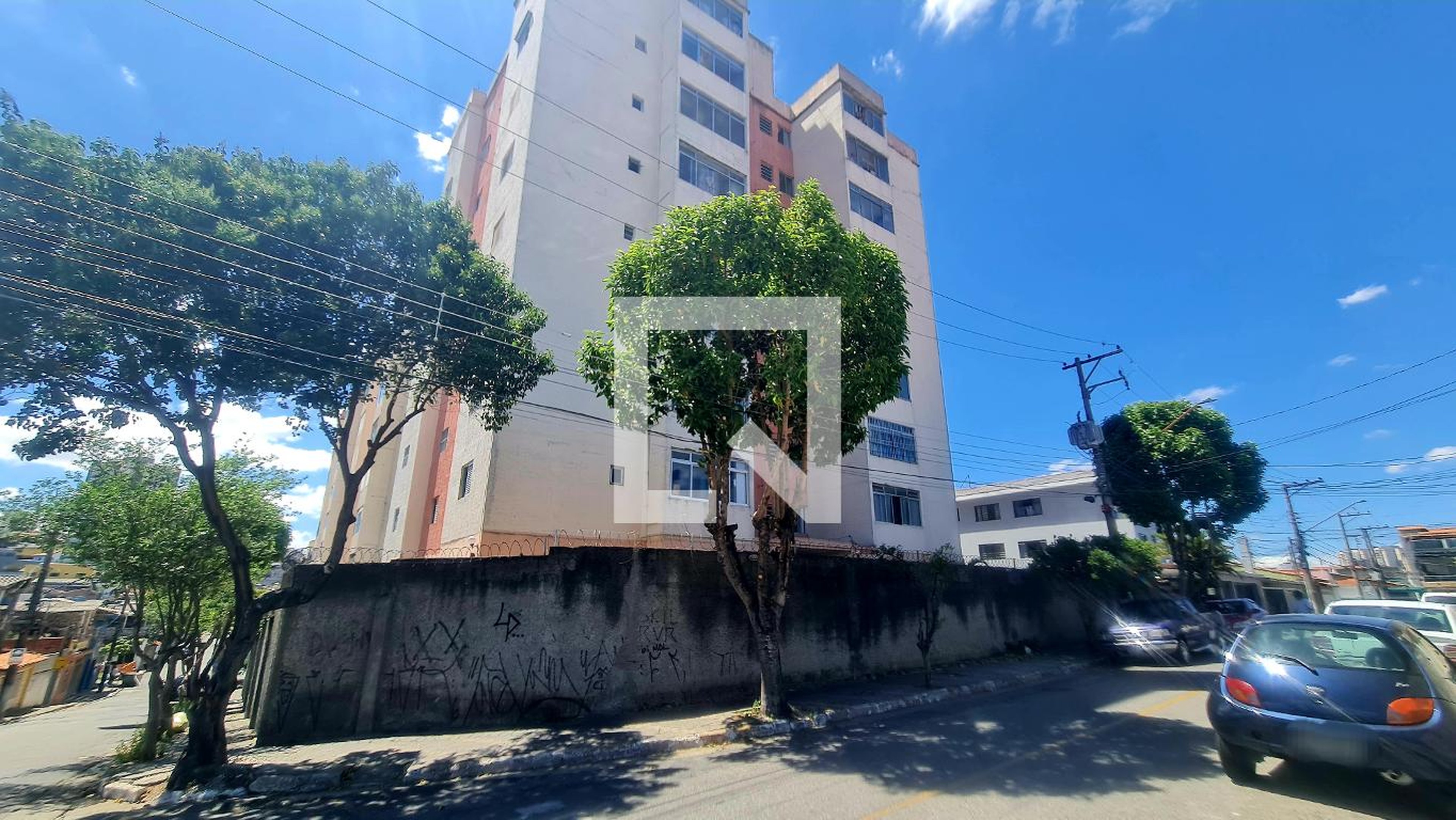 Fachada do condomínio Edifício Priscila