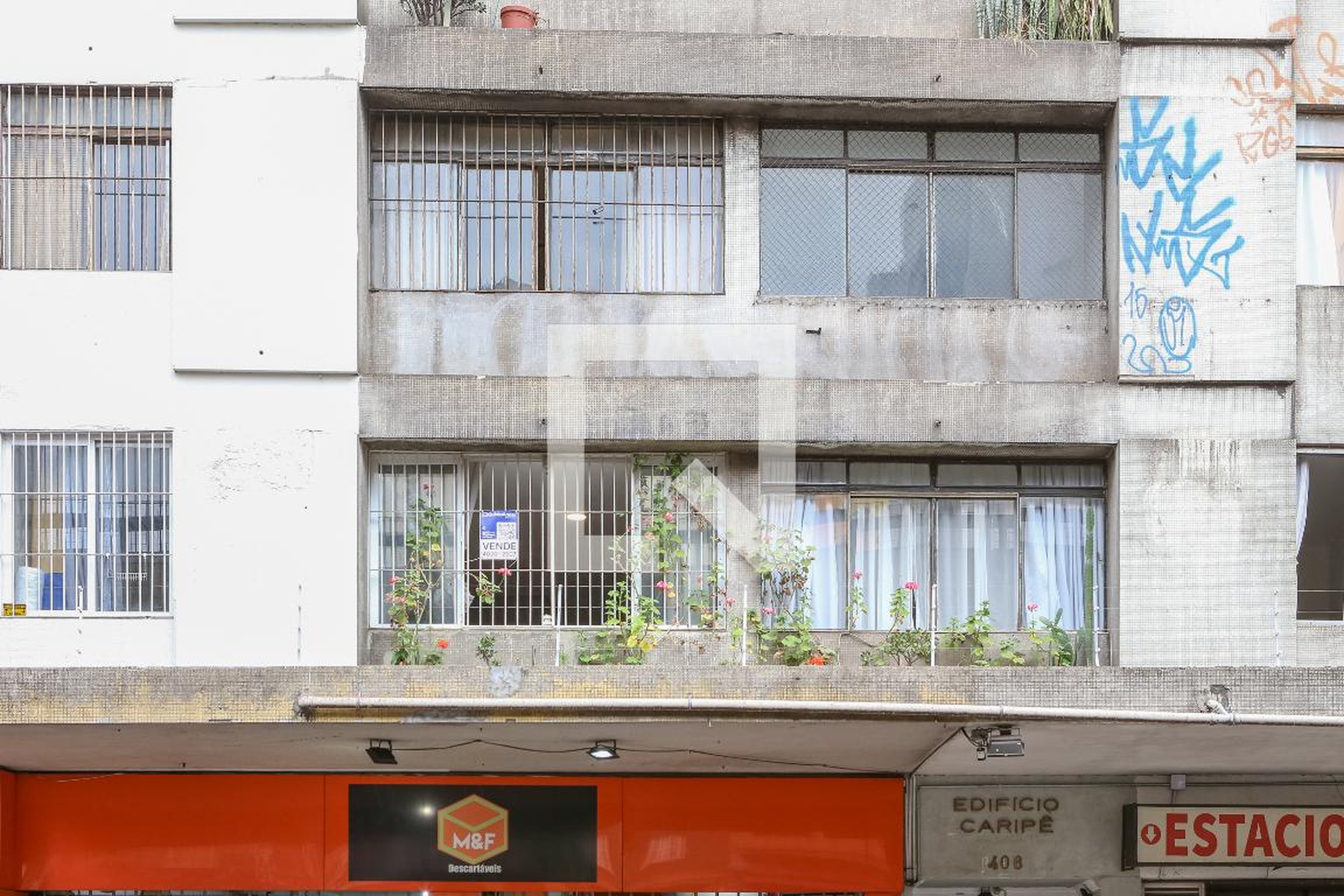 Fachada Condomínio Caripê