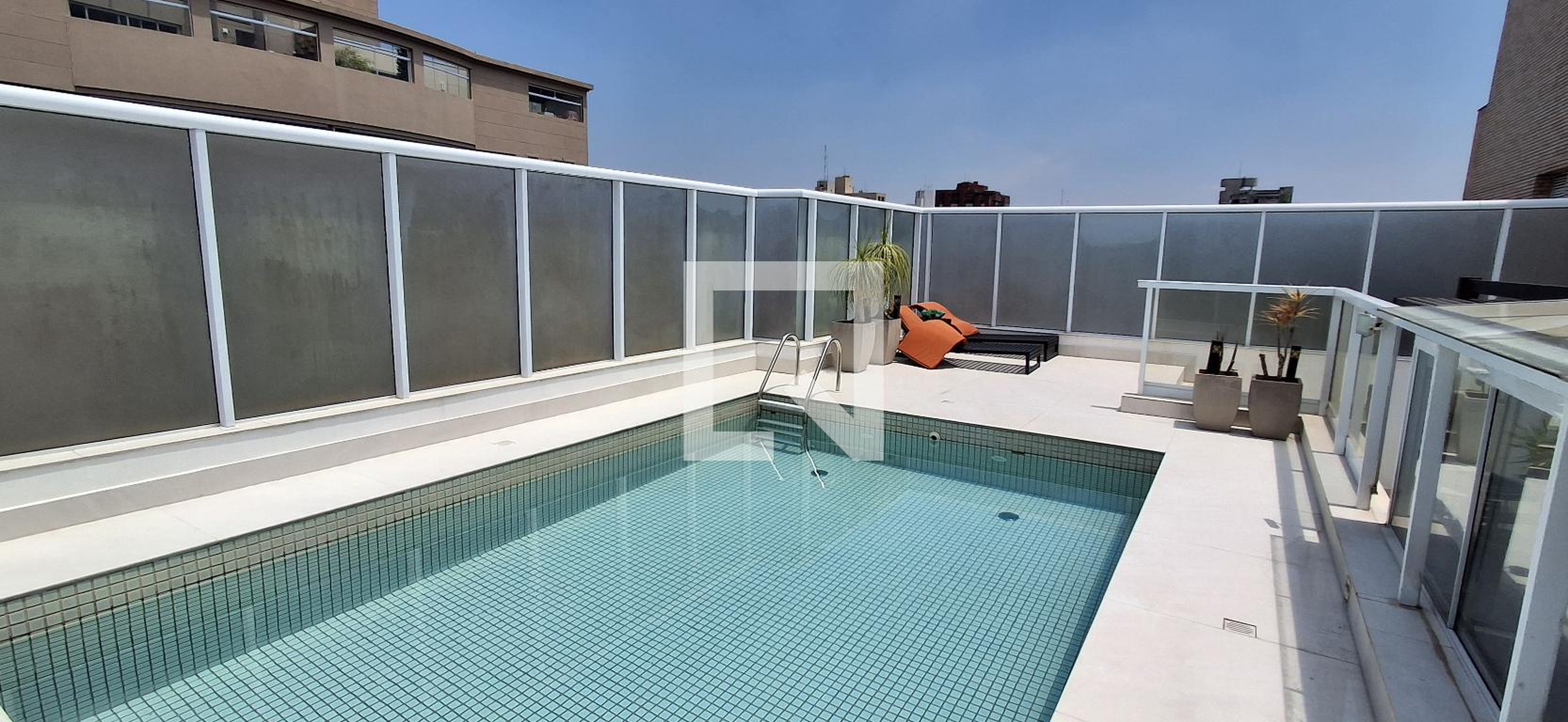 Piscina - Edifício Portofino