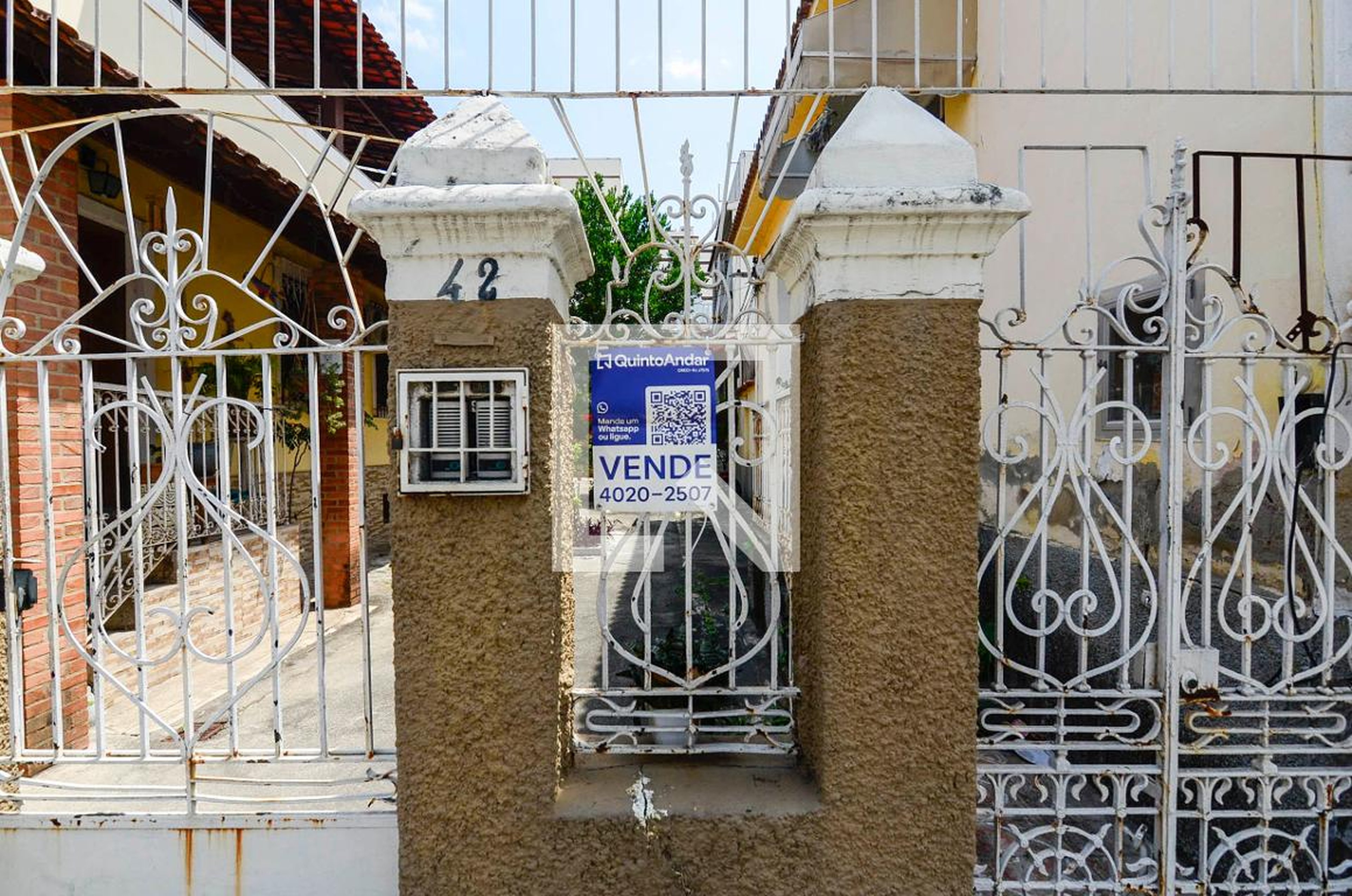 Fachada Condomínio em Rua Rocha Fragoso, 42