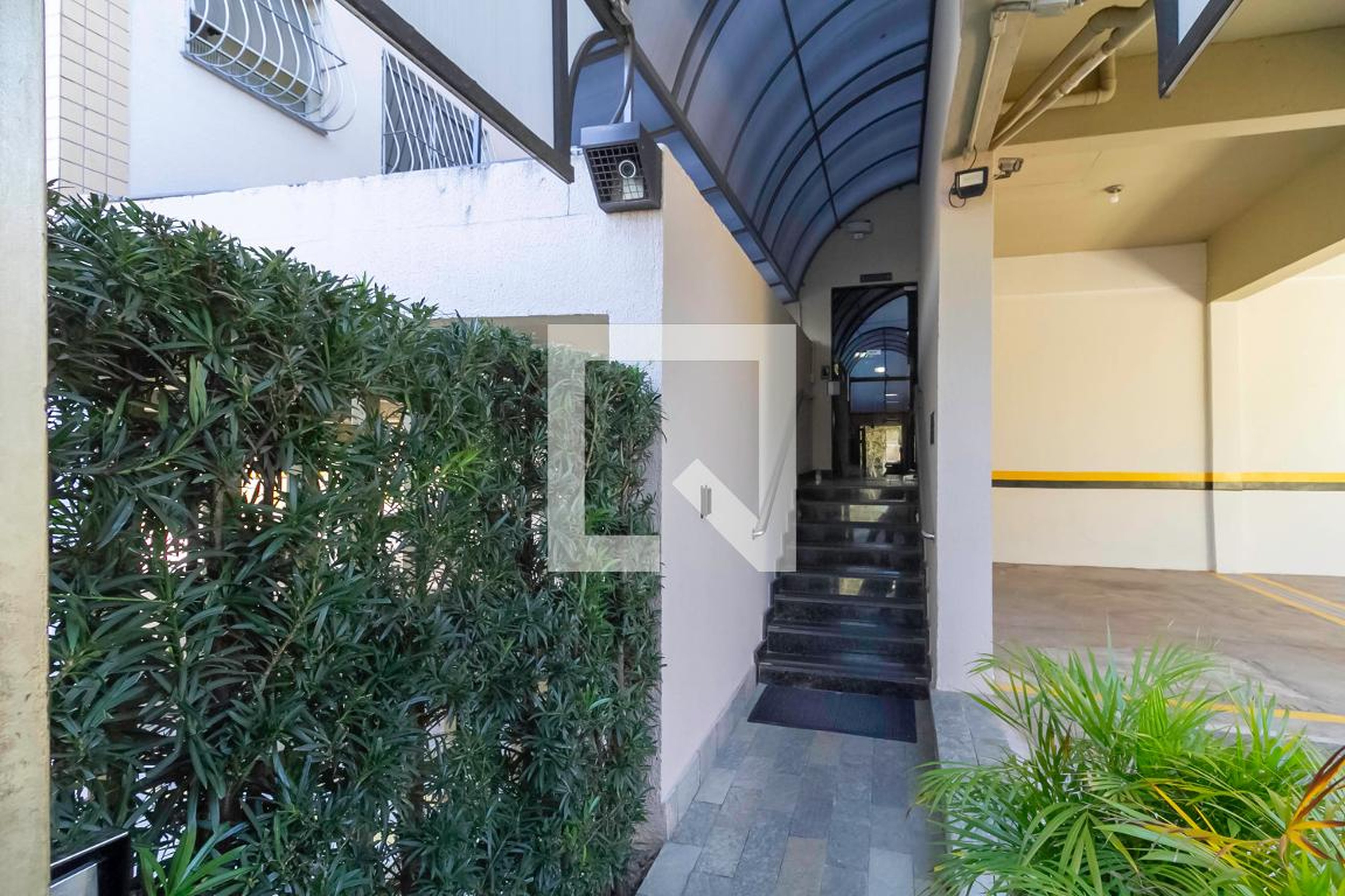 Entrada - Edifício Residencial California