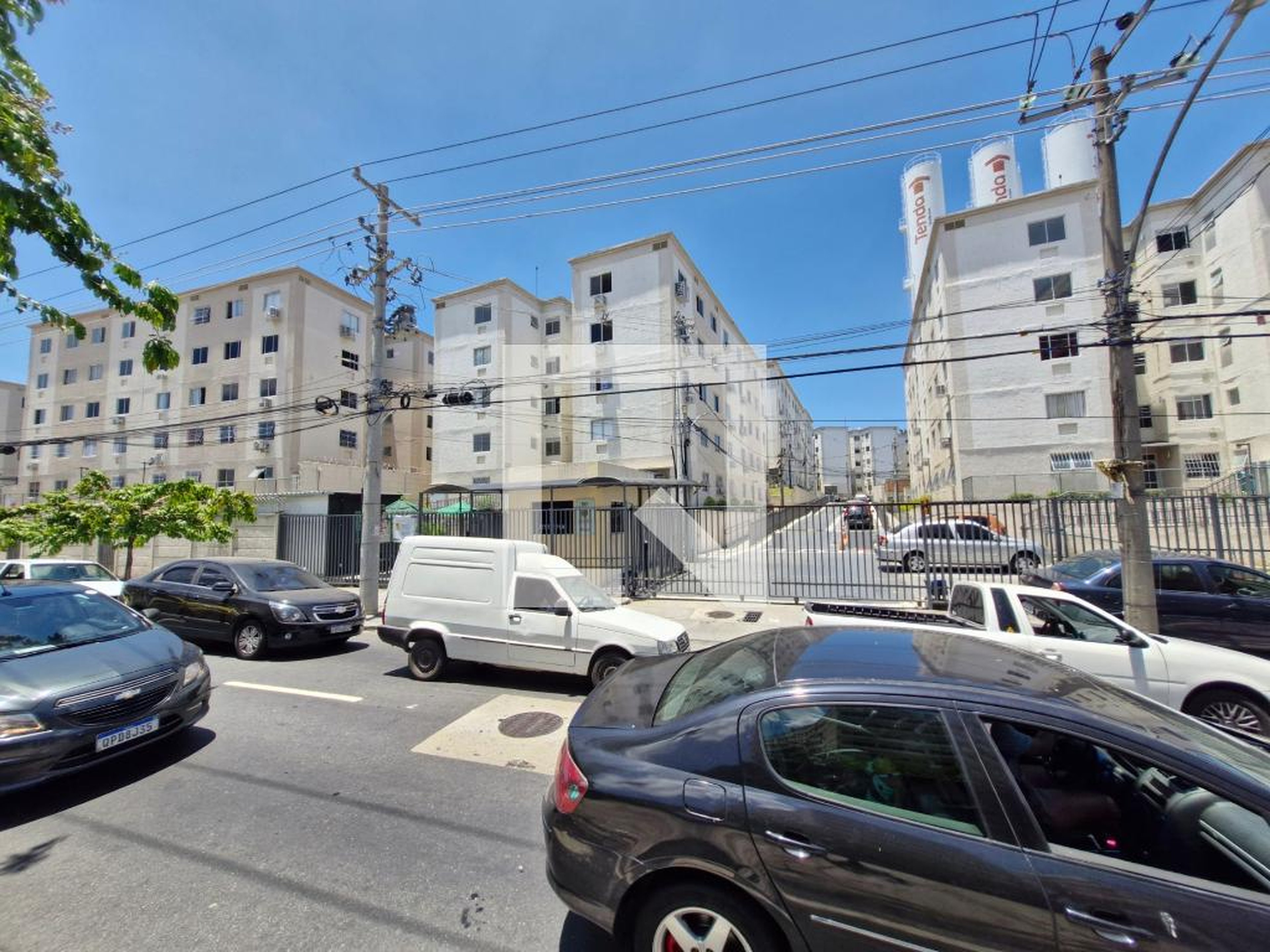 Fachada do Condomínio Condomínio Recanto das Flores 1