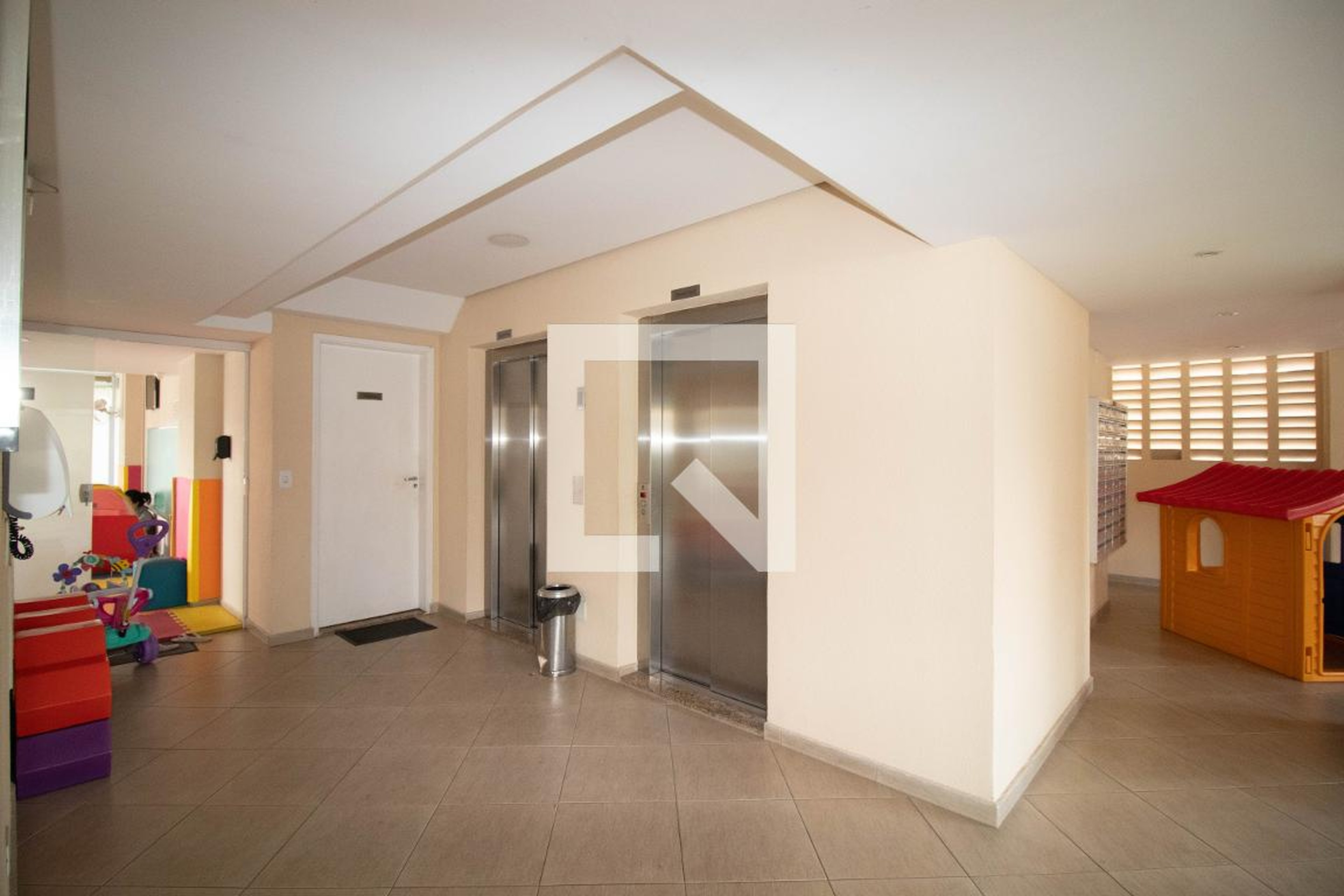 Hall social - Vistas da Serra