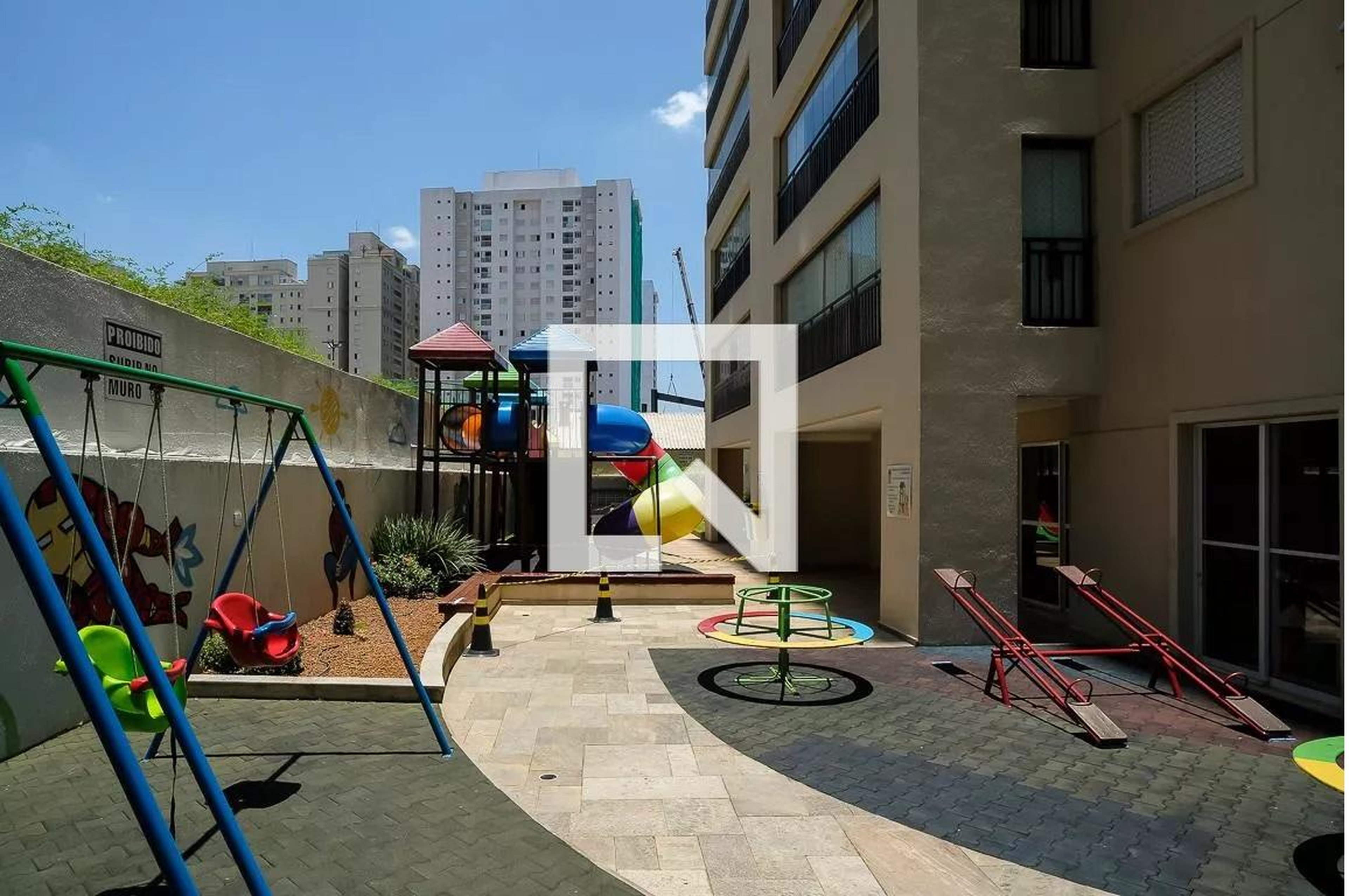 Playground - The Adress