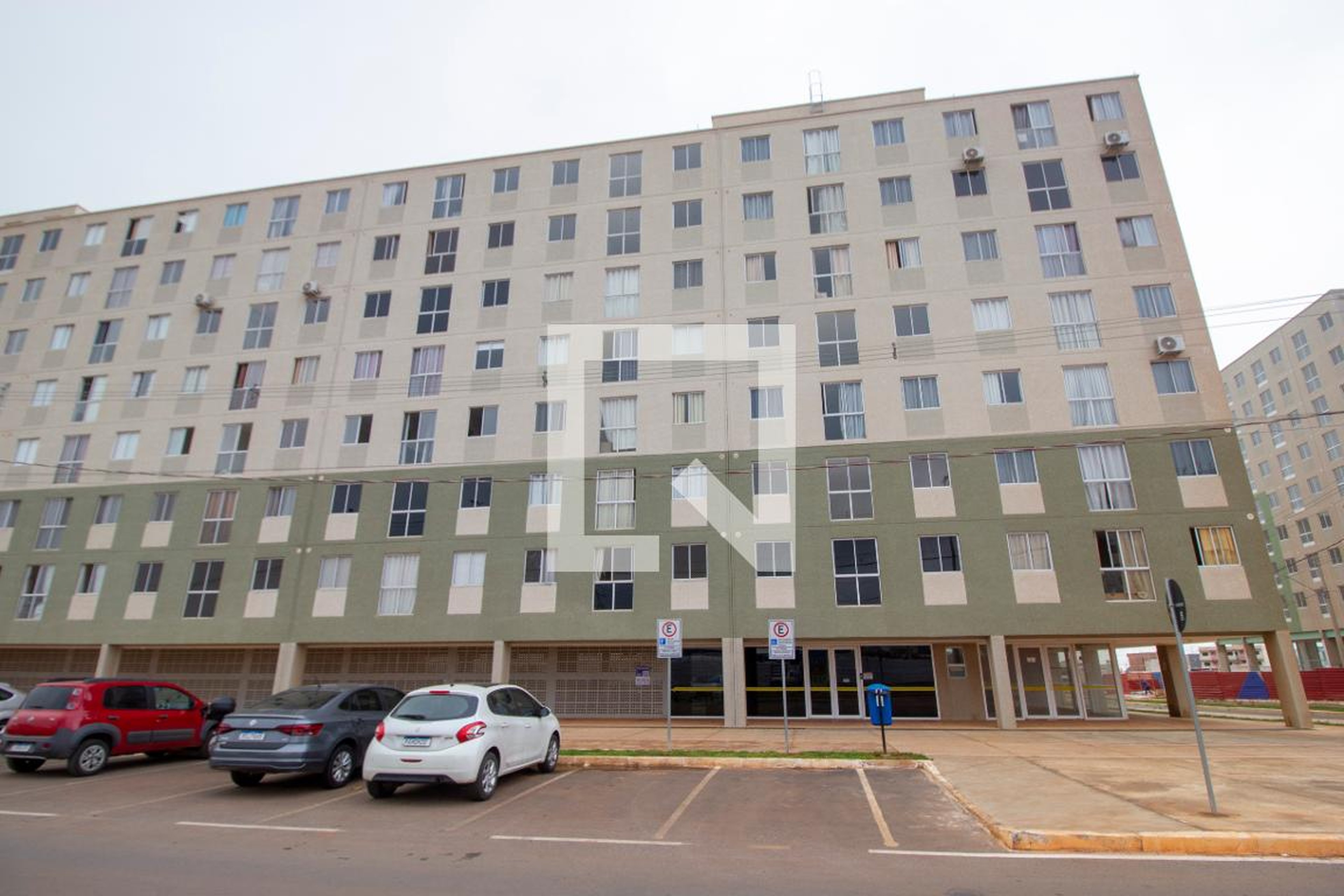 Fachada Condomínio em AVENIDA BURITI Q 402 LT 18, s/n