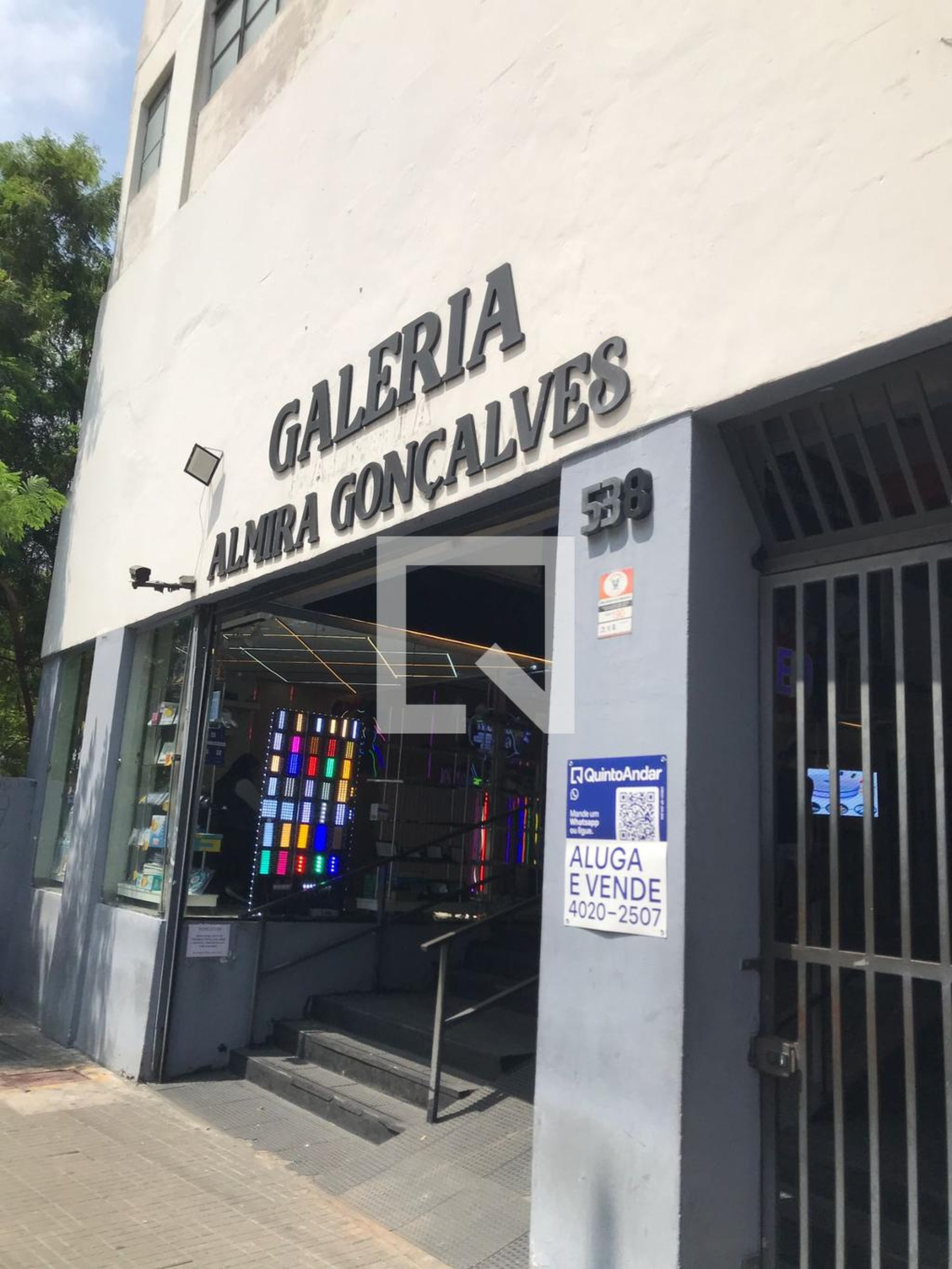 Fachada Condomínio Galeria Almira Gonçalves