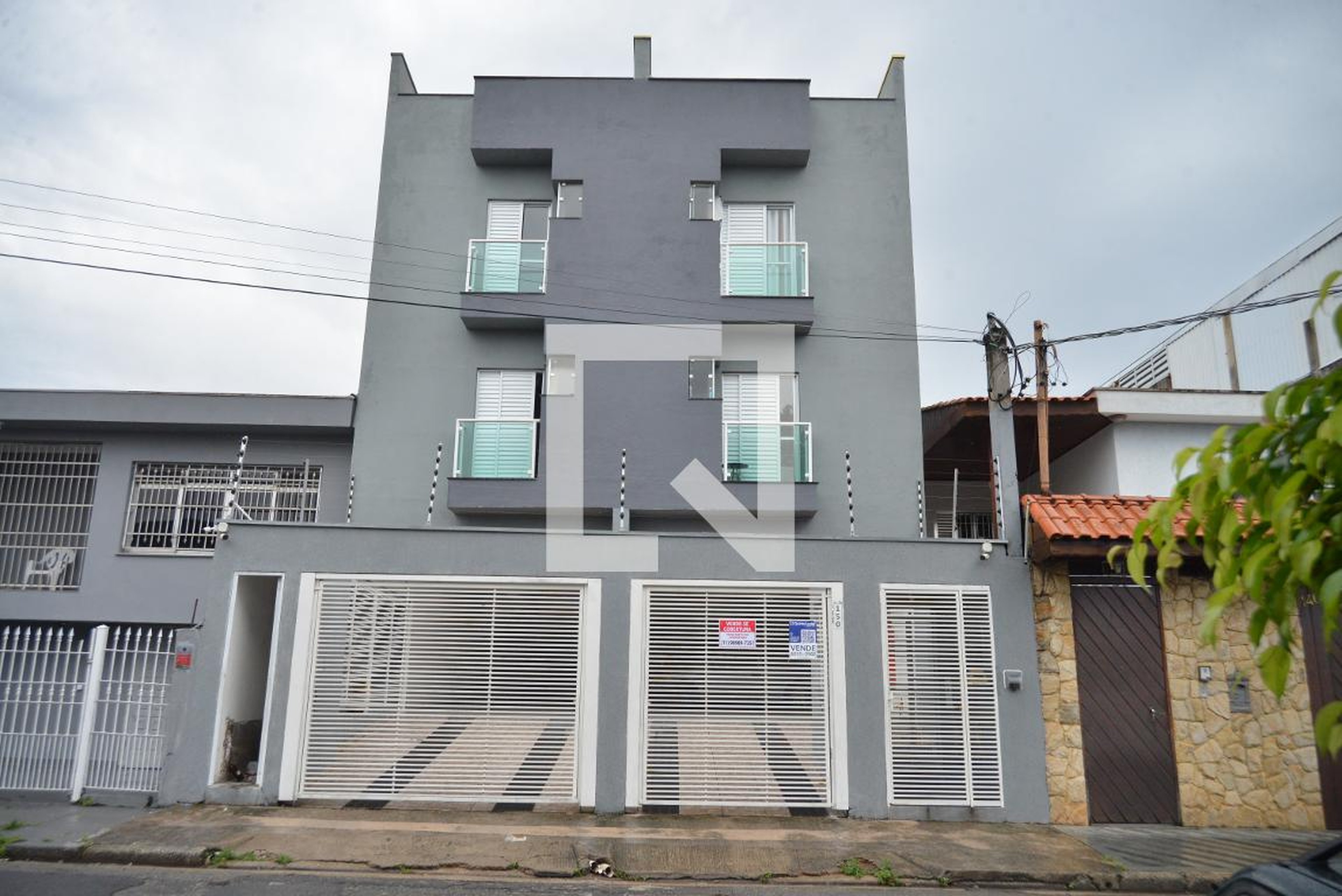 Fachada do Prédio Condomínio em Rua Tunísia, 150