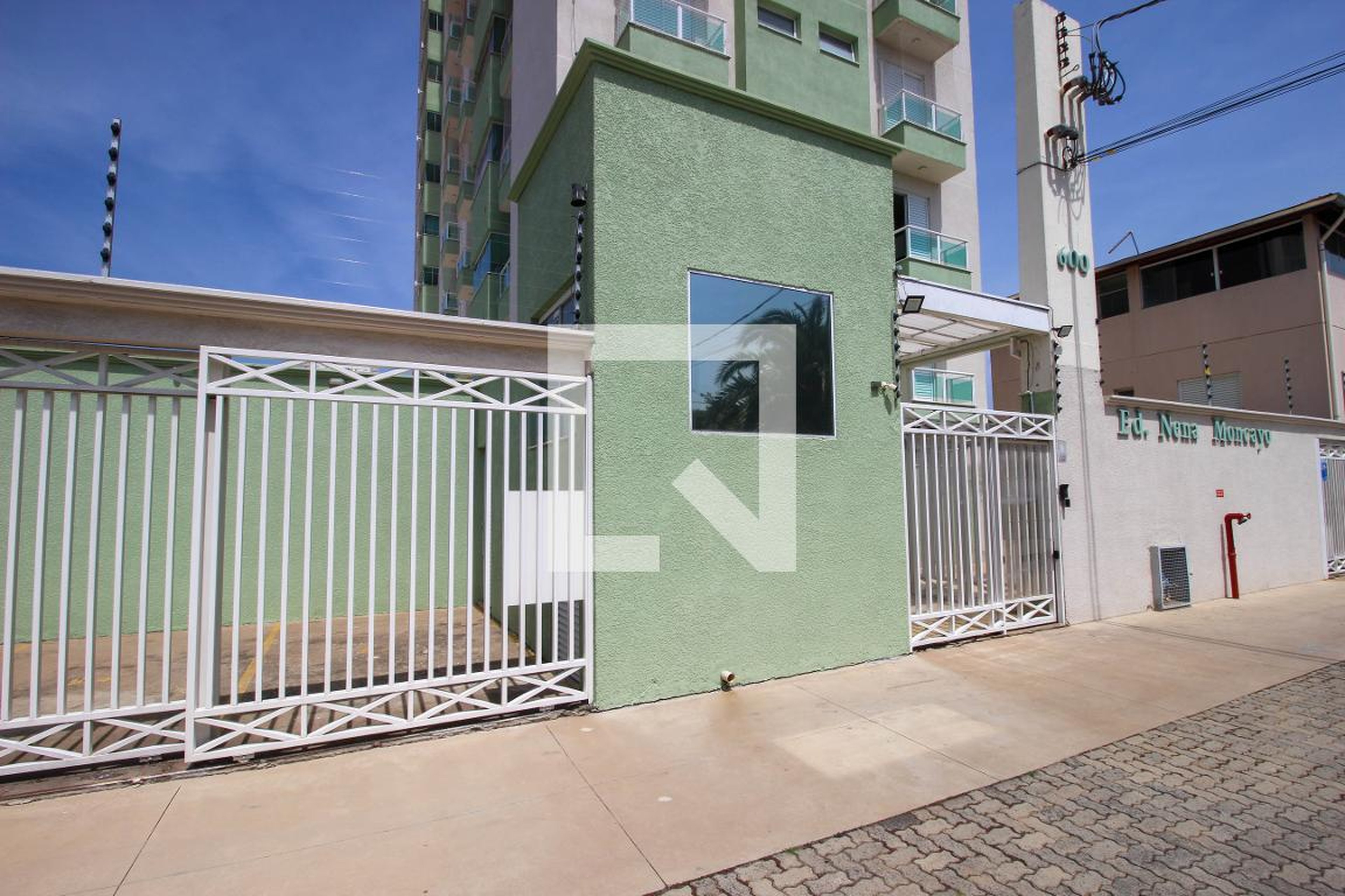 Fachada Condomínio Nena Moncayo