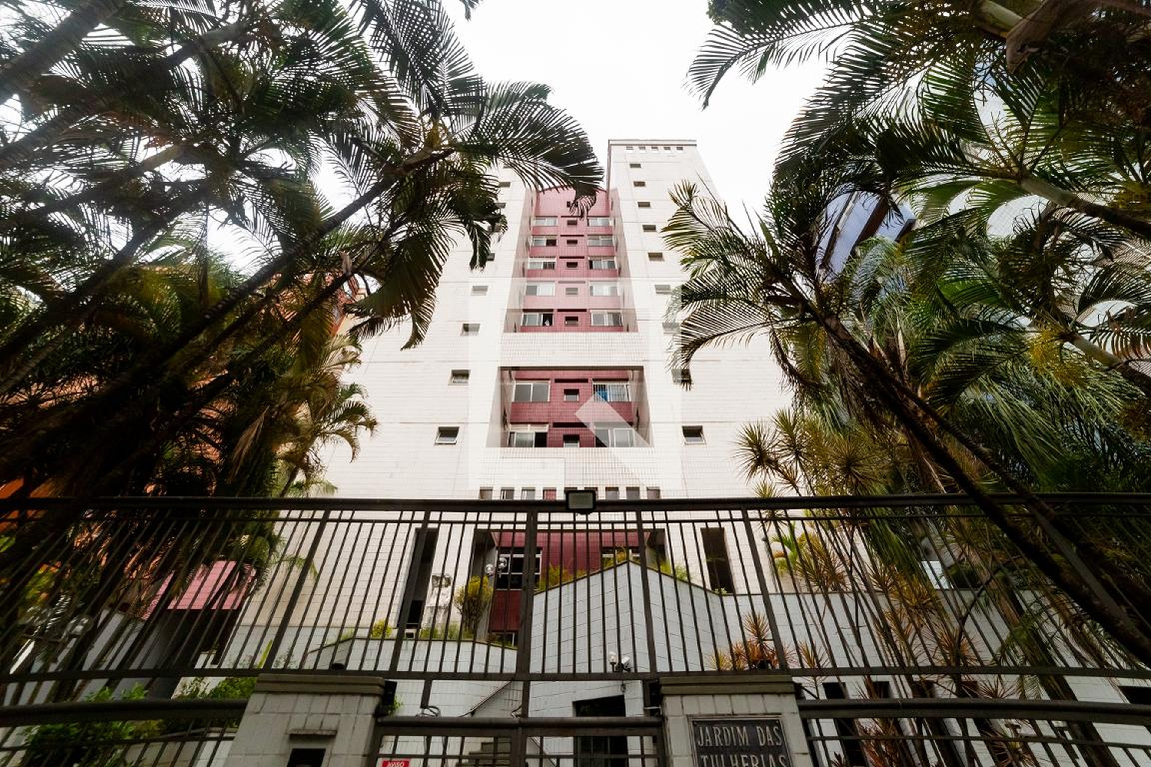 Fachada do Prédio Condomínio Jardim Tulherias