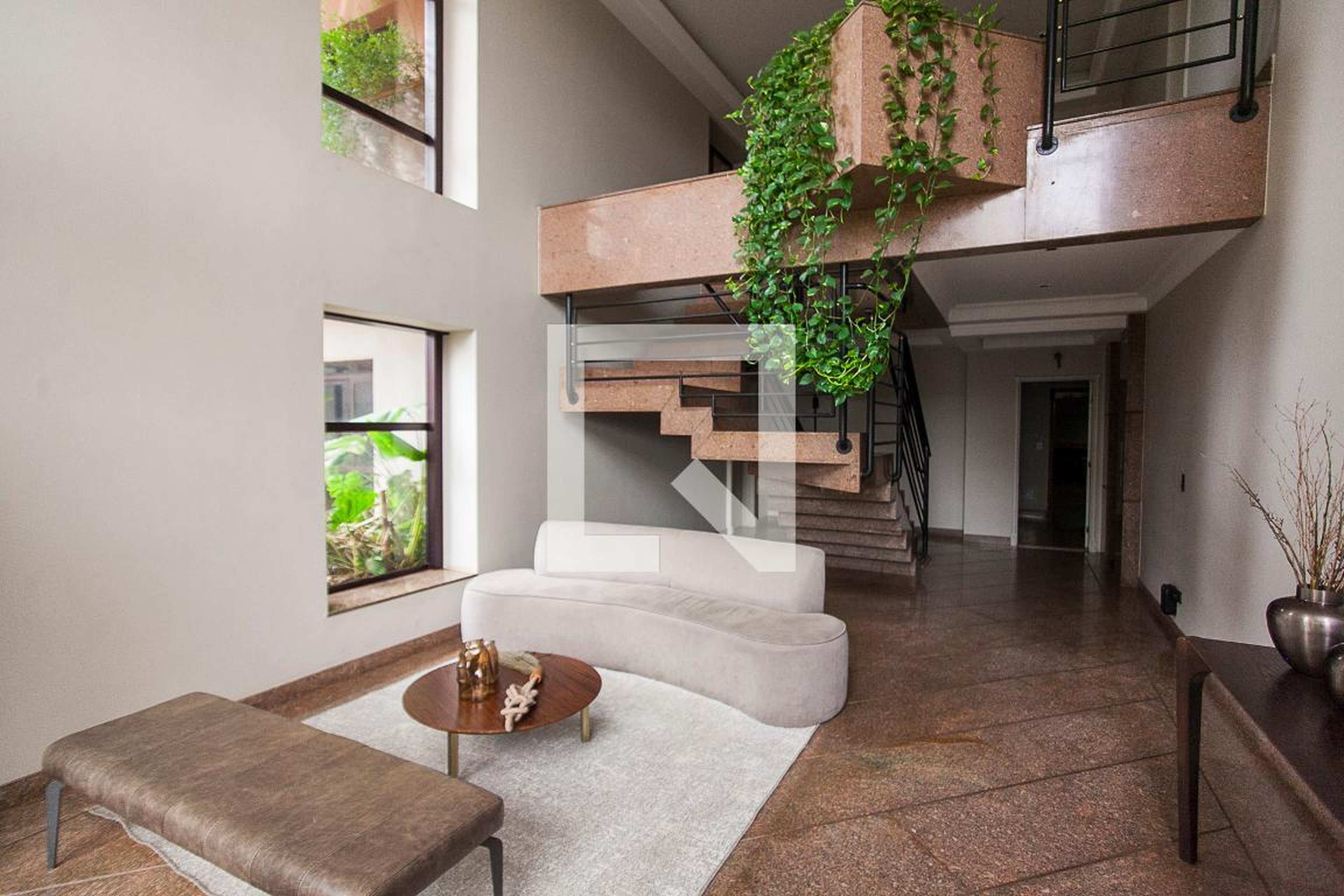 Hall de Entrada - Michel Cury