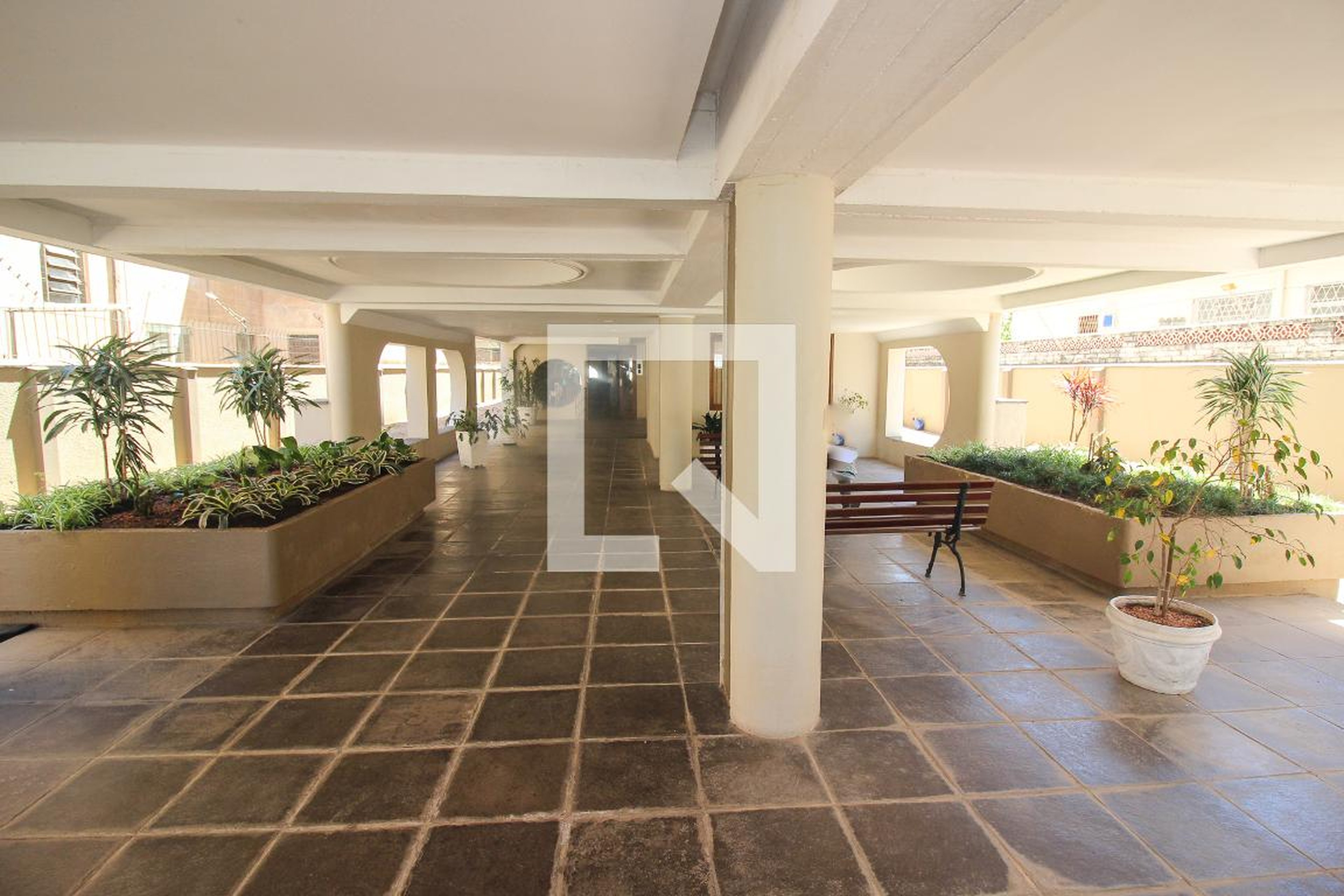 Hall de Entrada - Lago Vitória