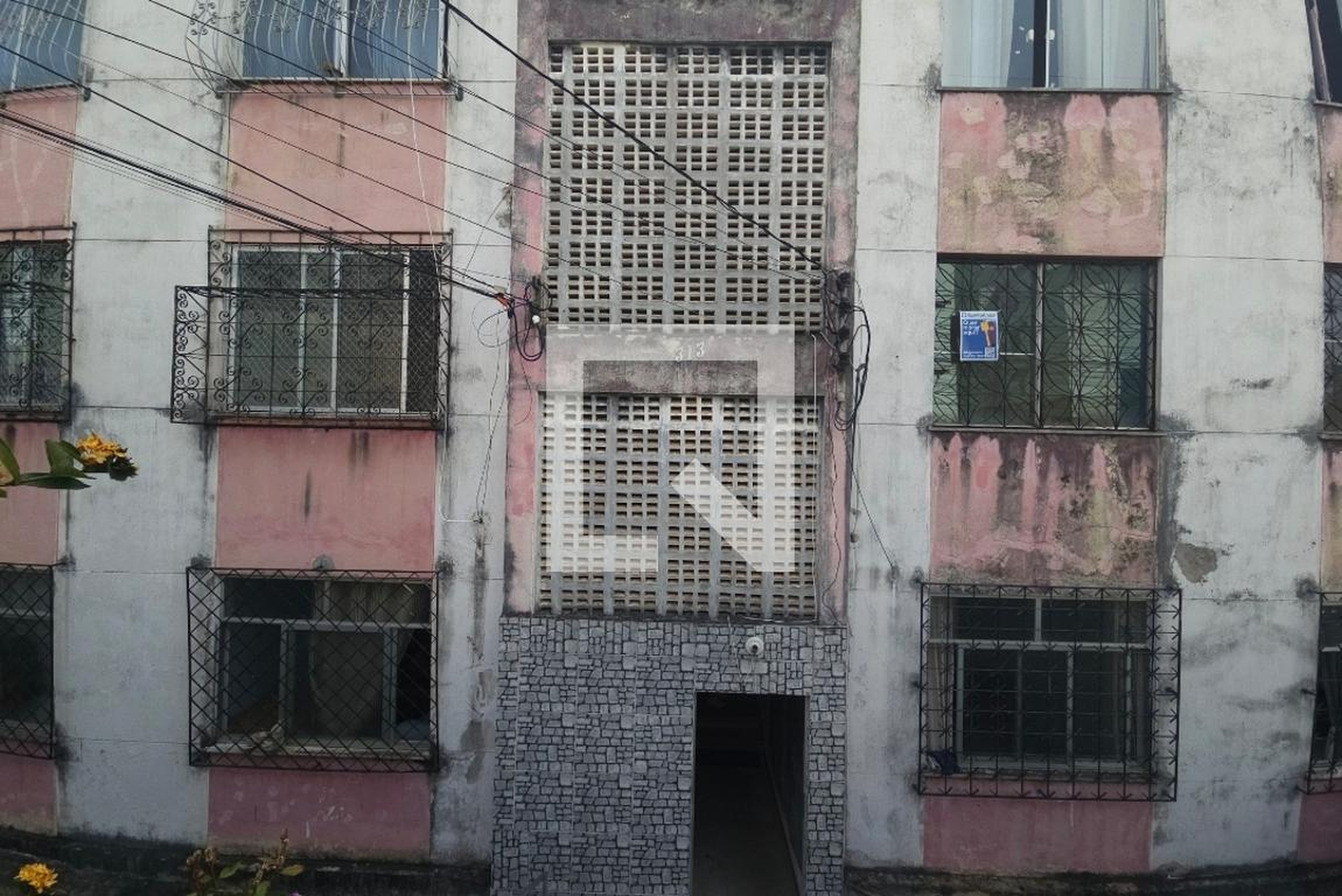 Fachada Condomínio em Rua Amazonas, 273