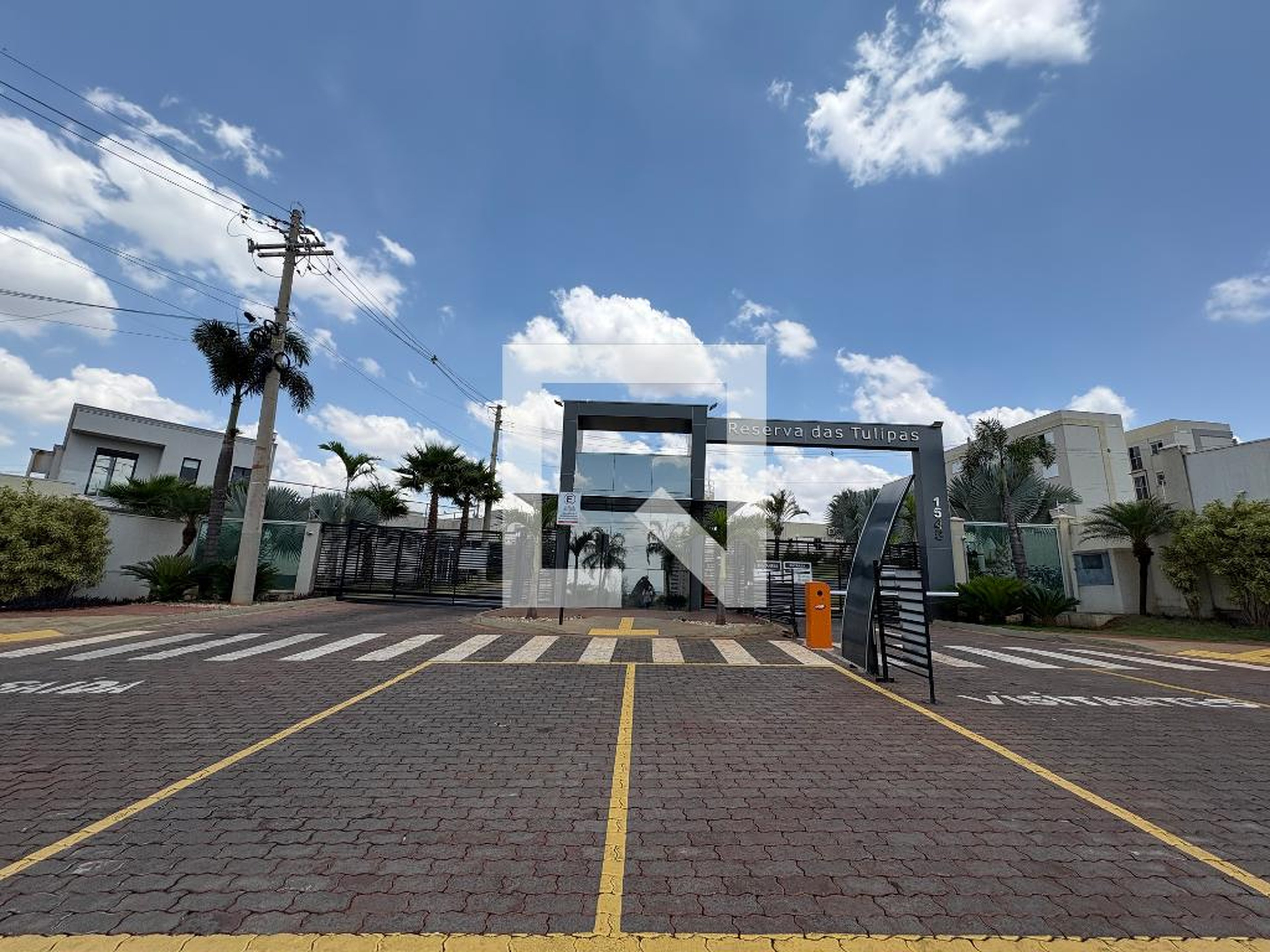 Fachada Condomínio Reserva das Tulipas
