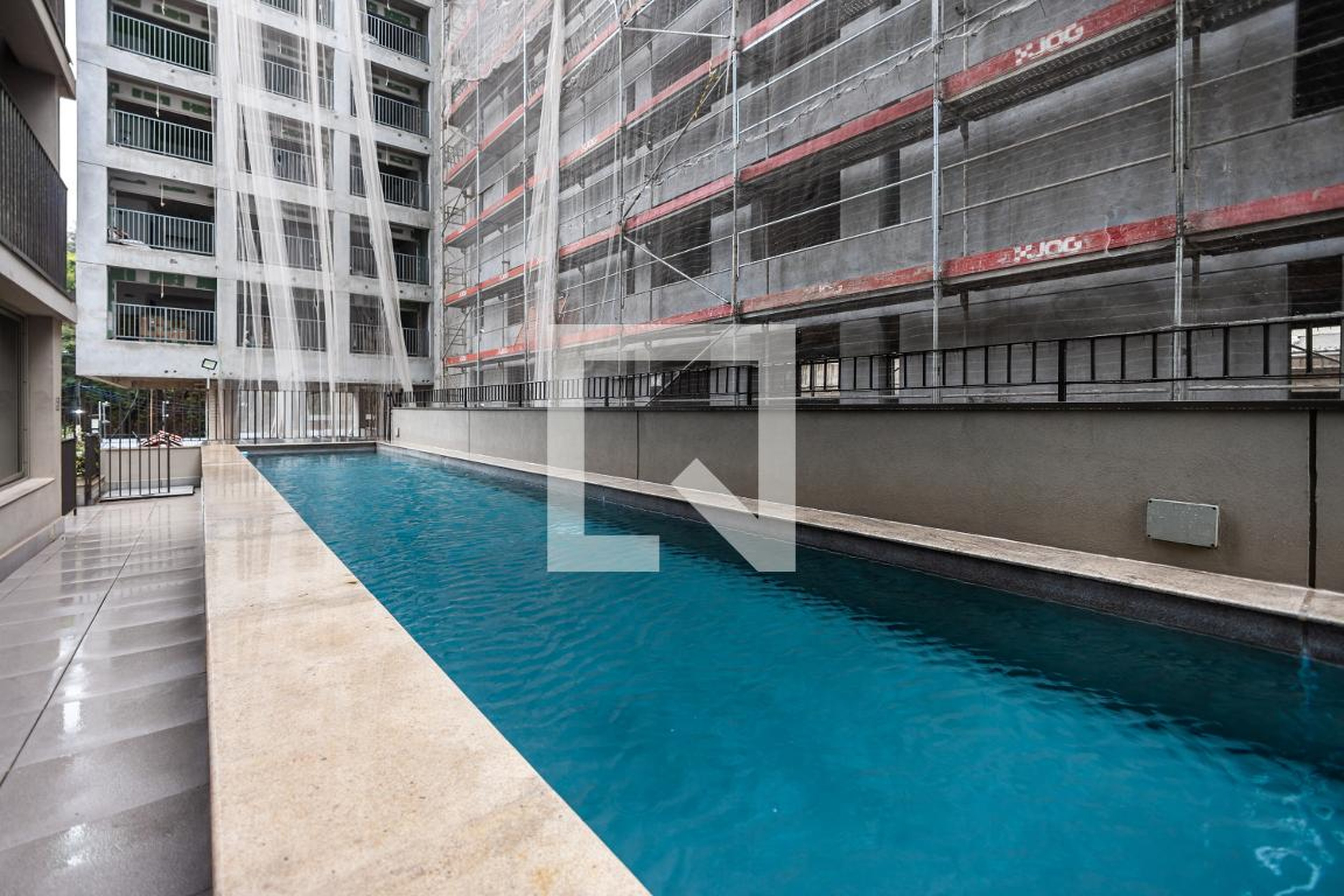 Piscina - VN Melo Alves