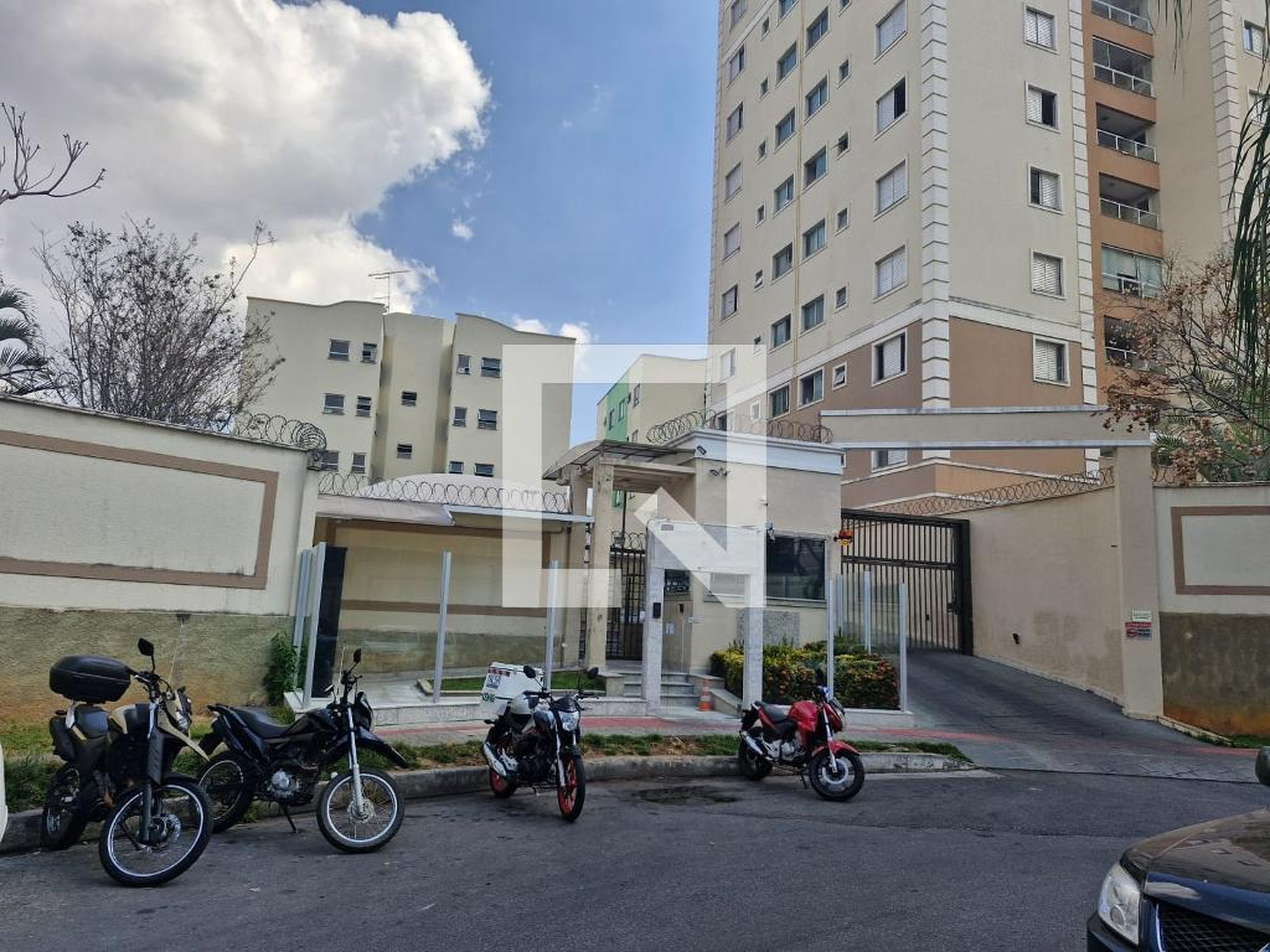 Fachada Residencial Montjardim