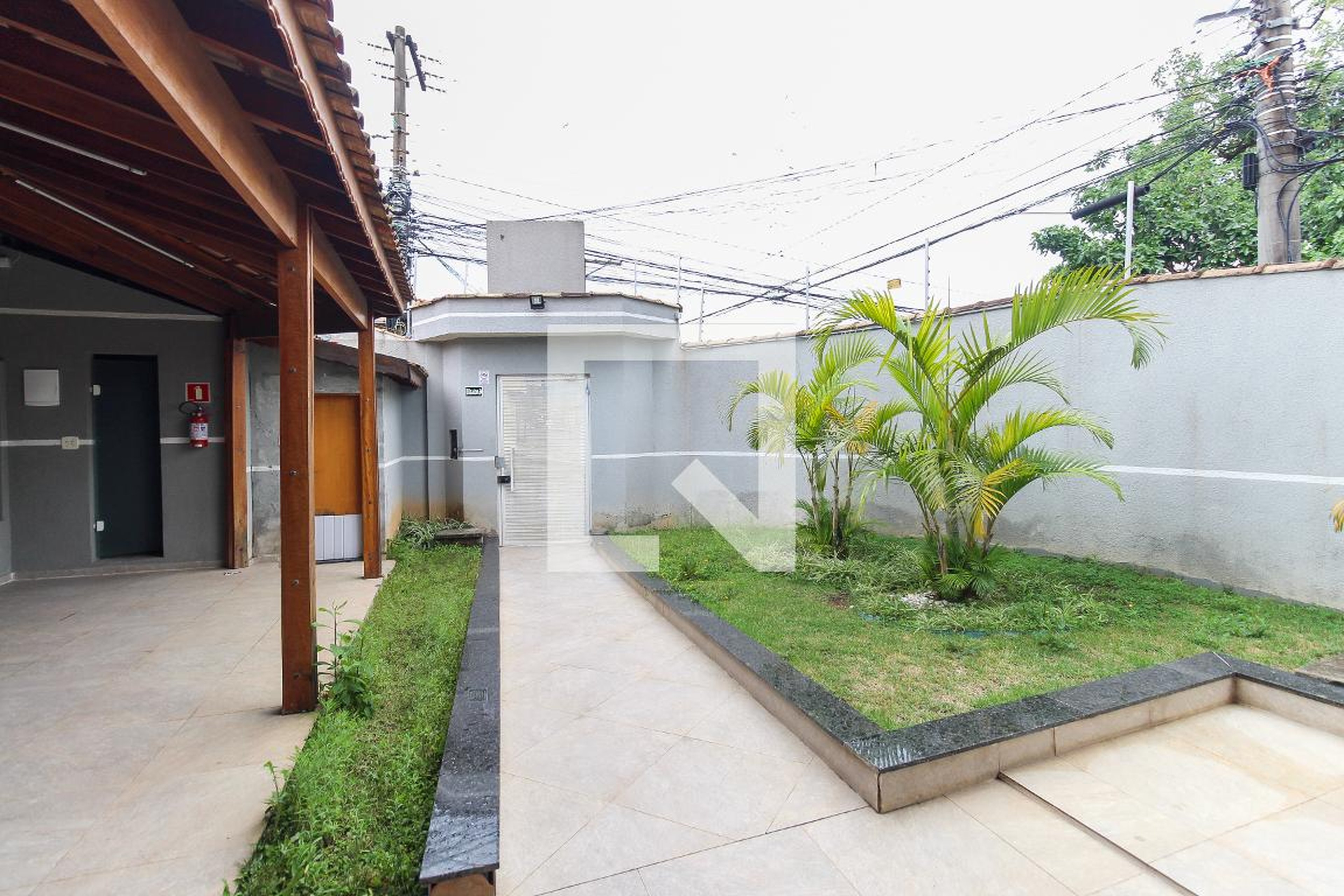 Área Externa - Rainha da Noite