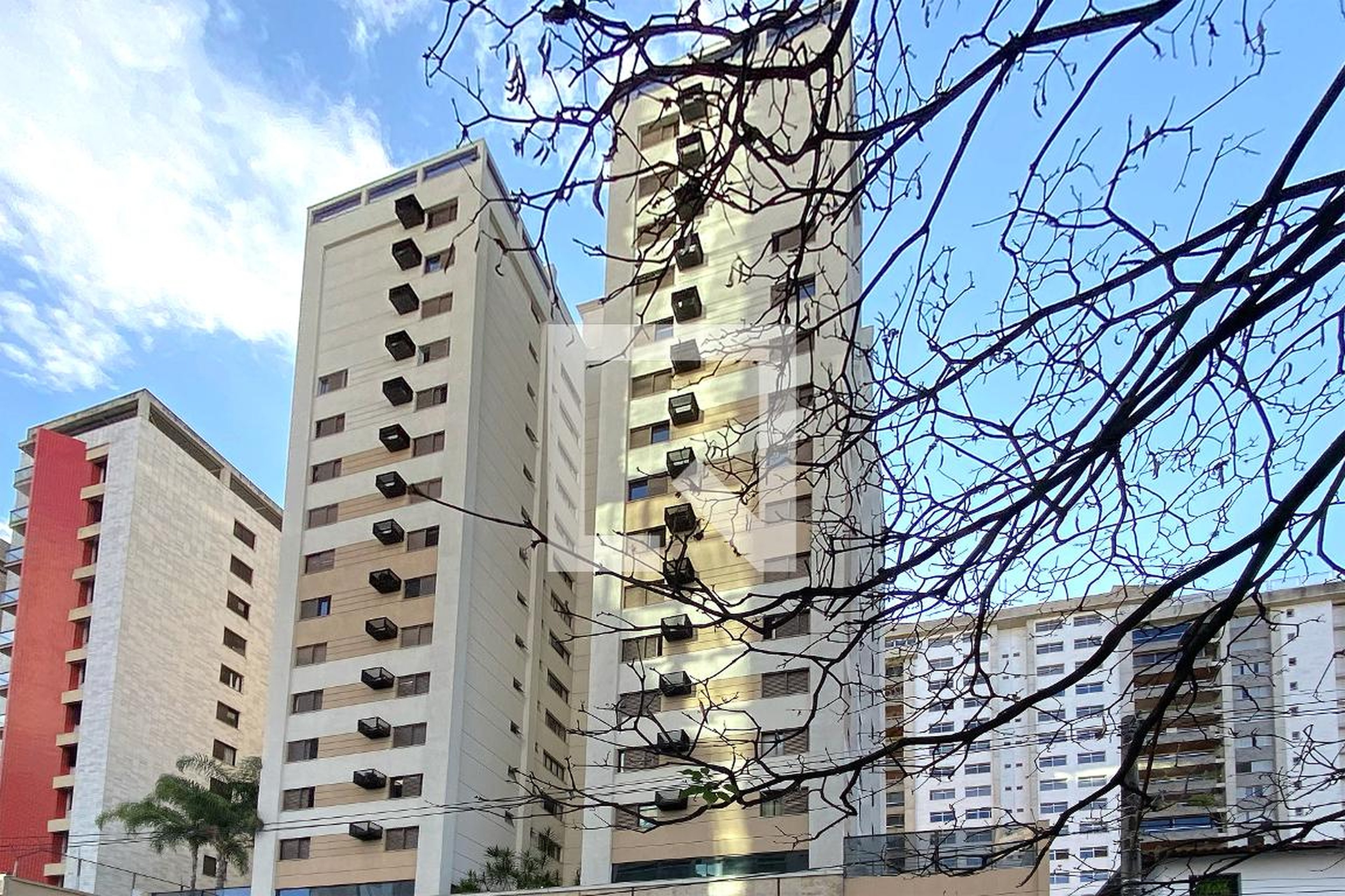 Fachada Edifício Vesper Flex Lourdes