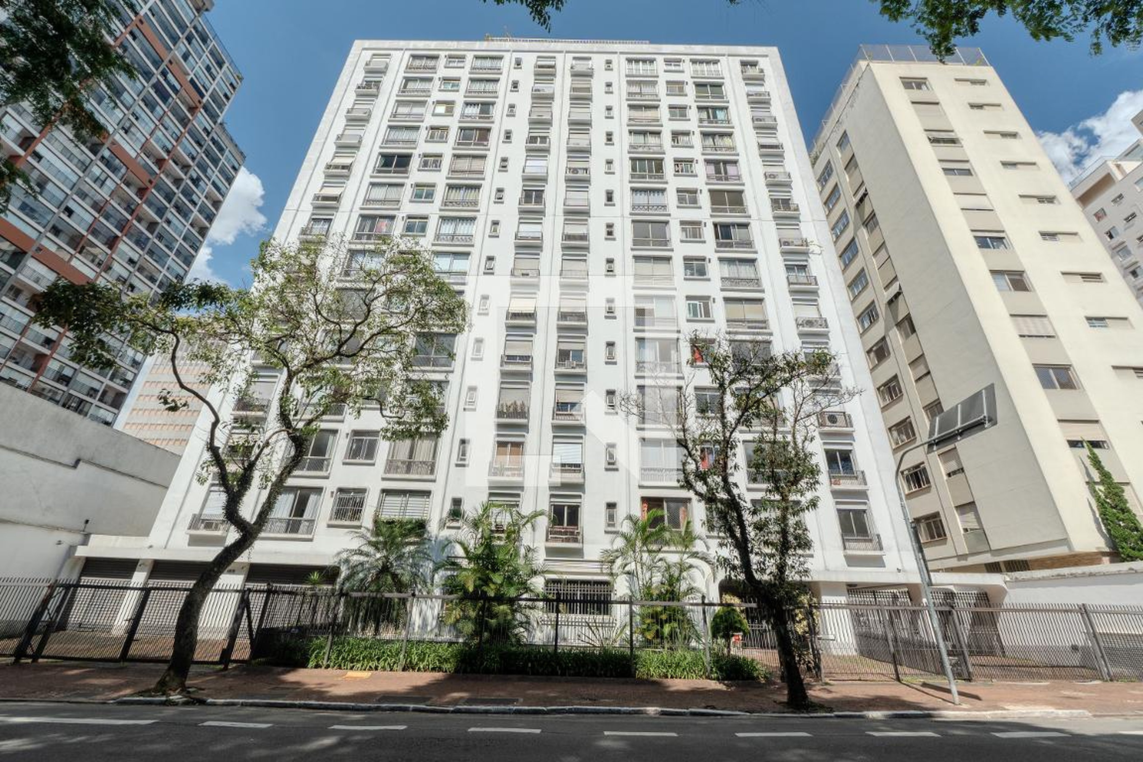 Fachada Edifício Maison Suisse