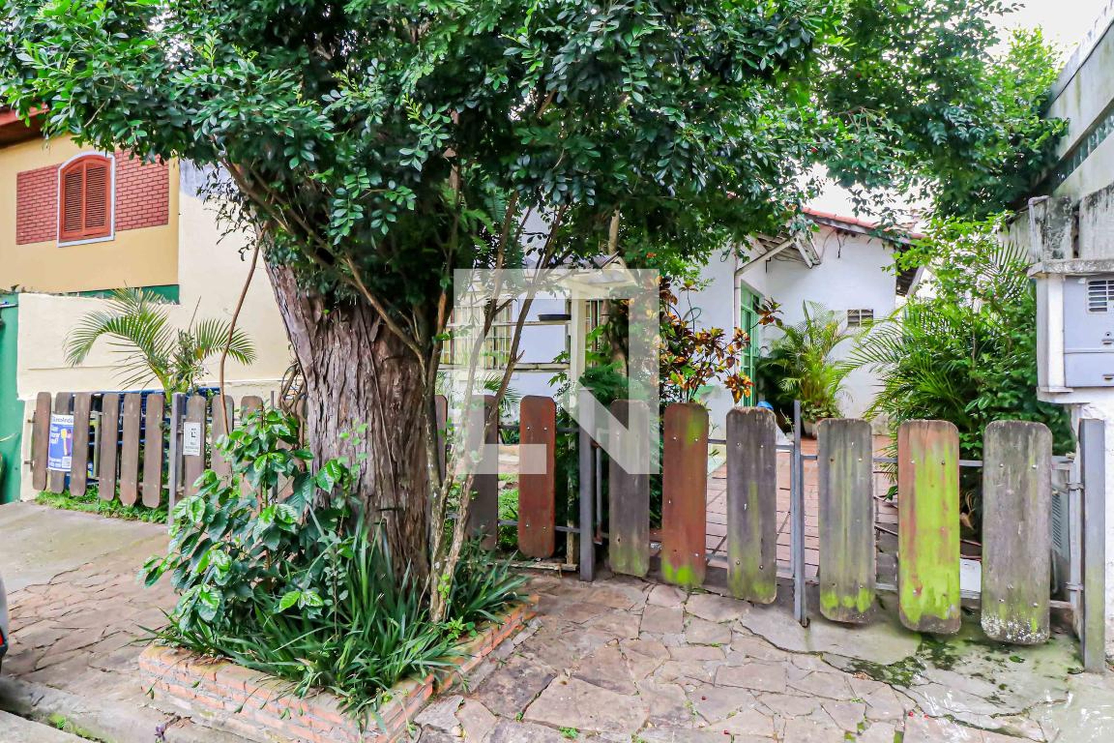 Fachada Condomínio em Rua Doutor Levindo de Paiva Duque, 90