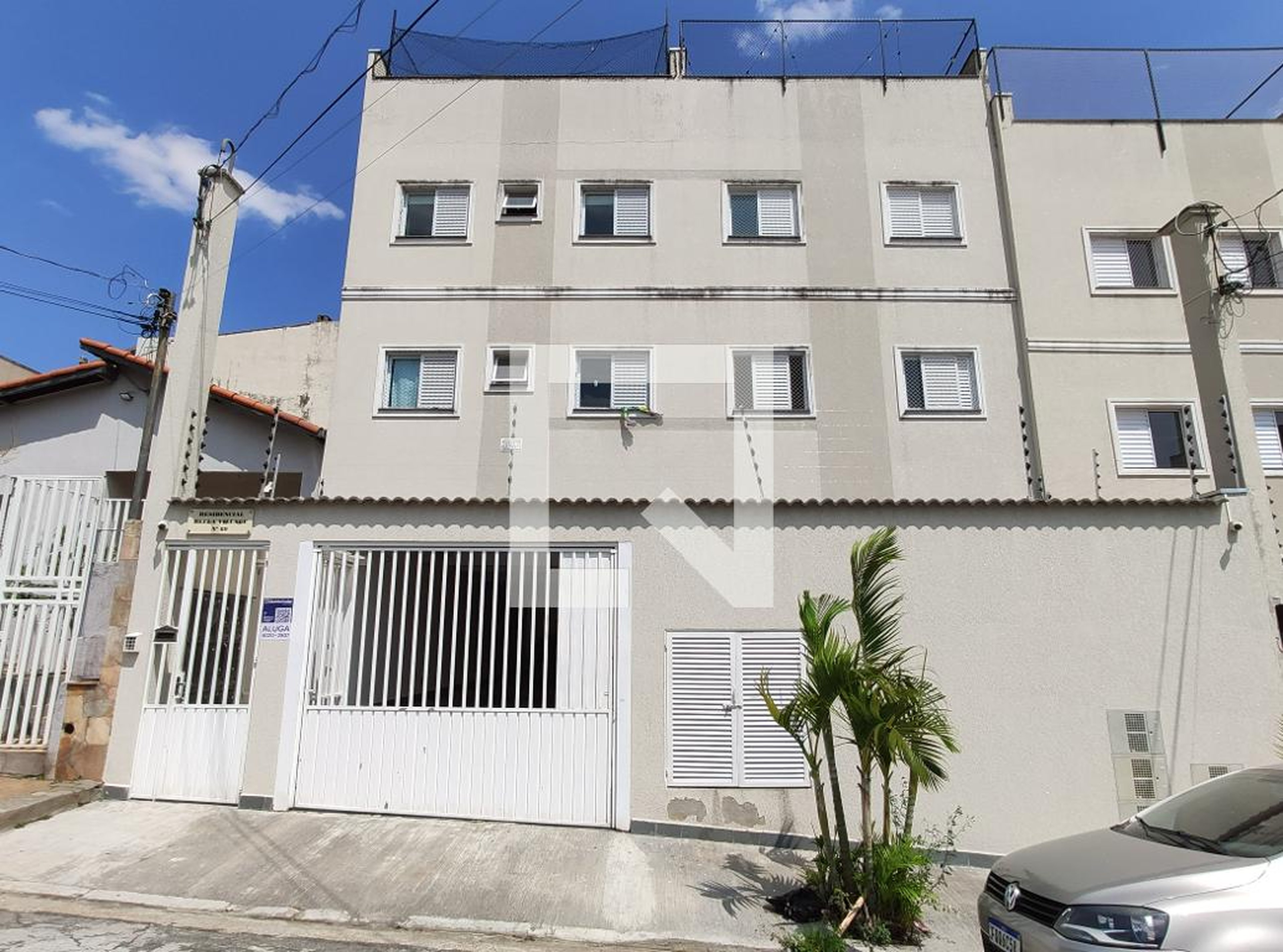 Fachada Condomínio em Rua Raul Brandão, 69