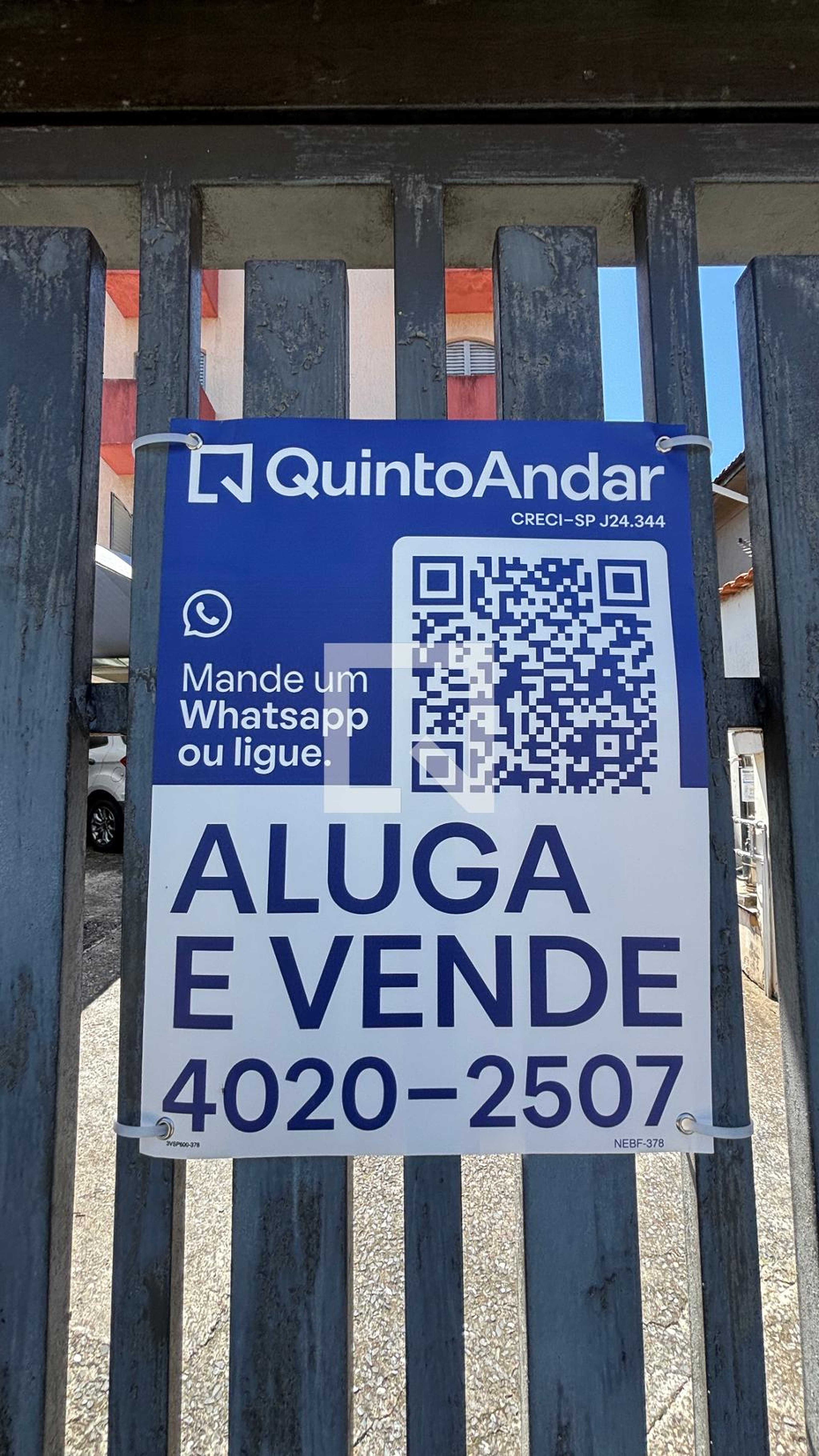 Fachada Condomínio em Rua Maria Cândida, 47