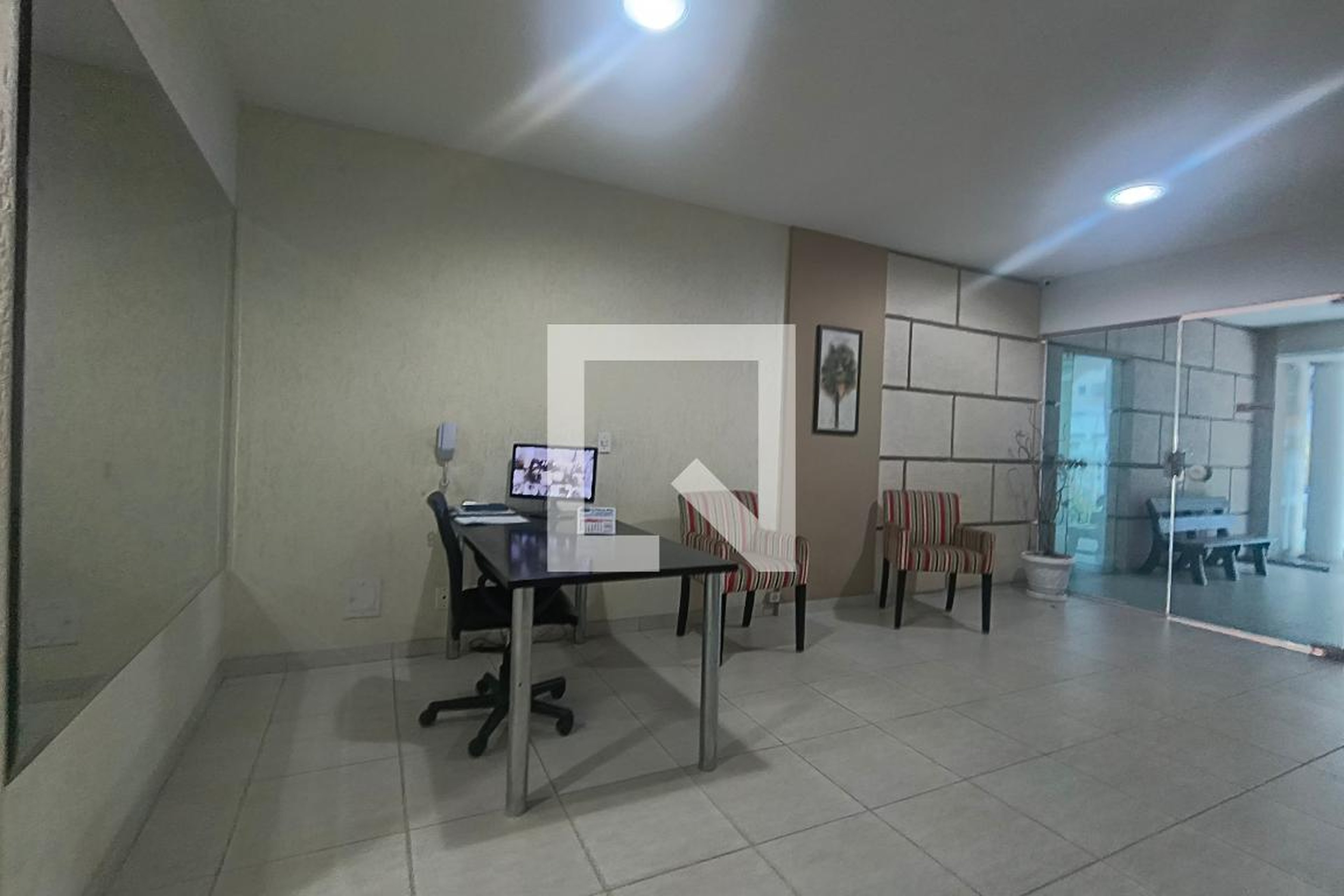 Hall de entrada - Vivenda das Paineiras