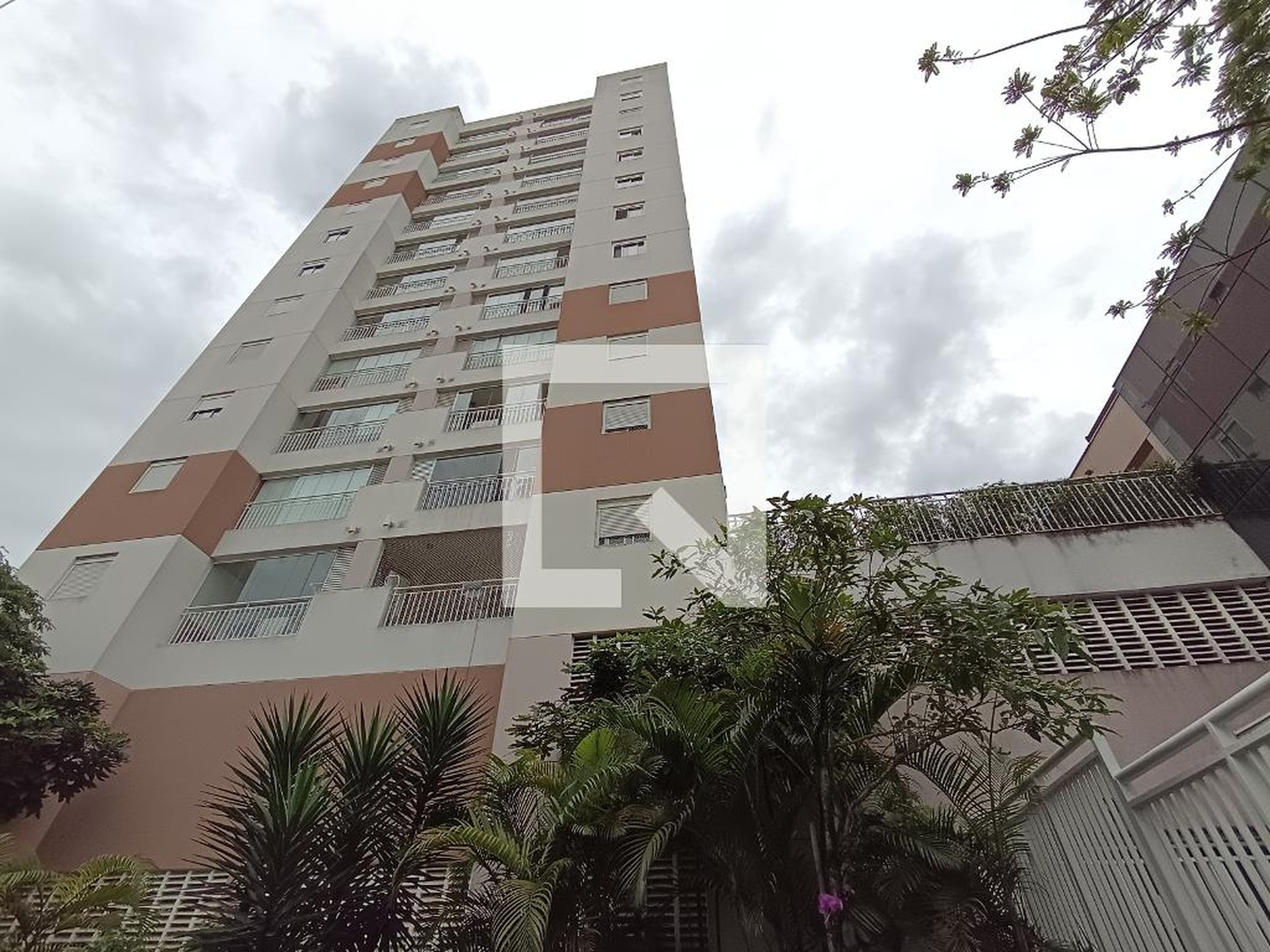 Fachada Condomínio Praça da Estação