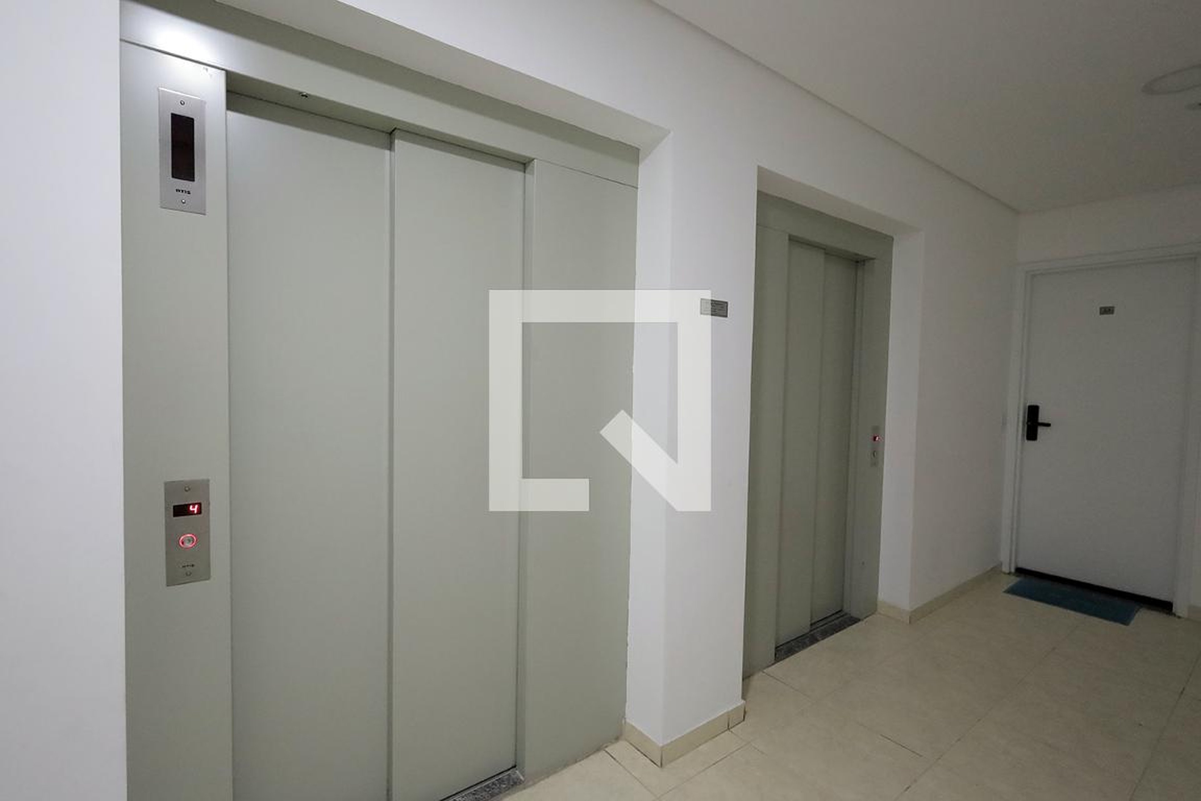 Elevador - Cores de Humaitá