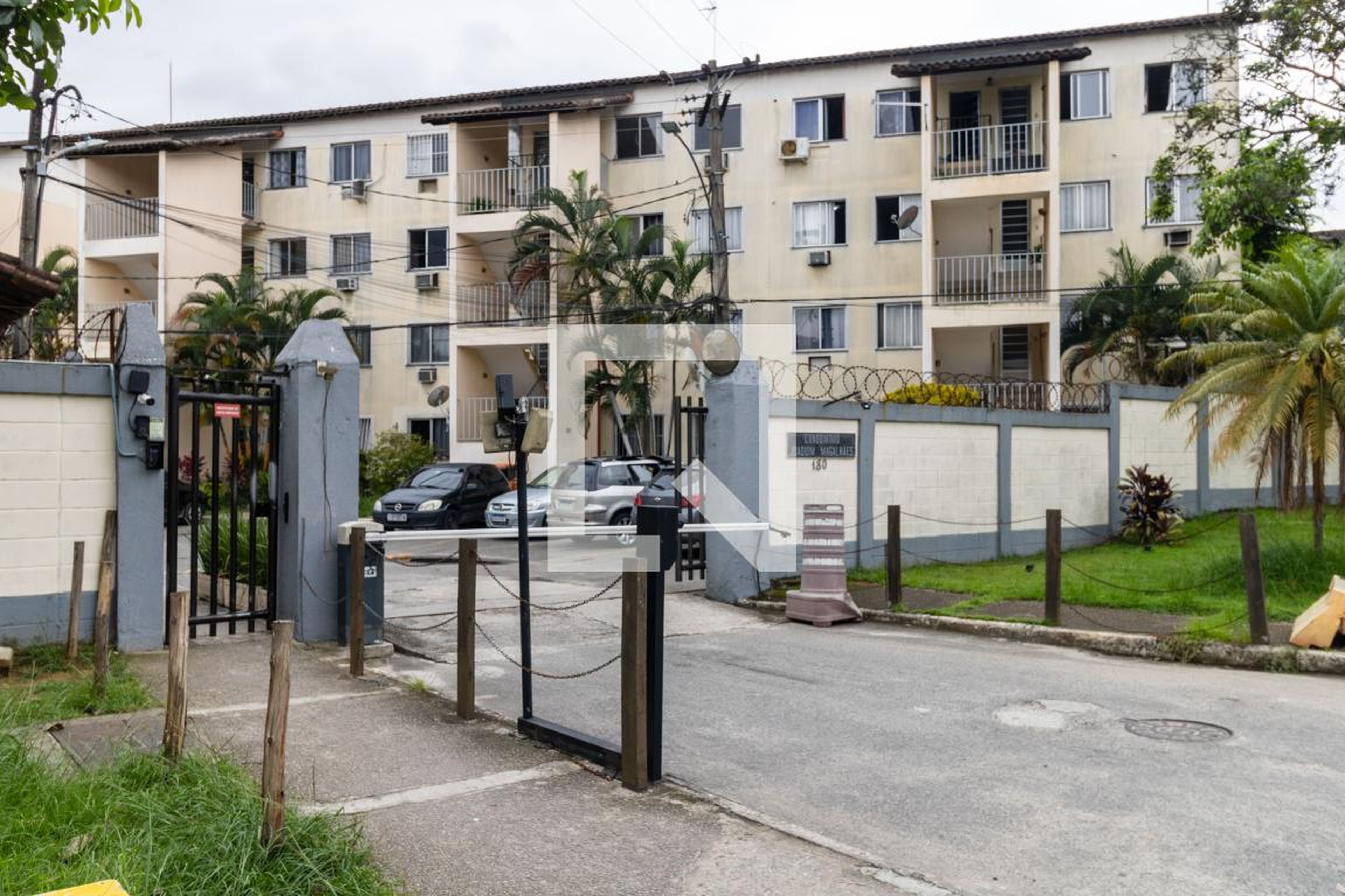 Fachada do condomínio Condomínio Joaquim Magalhães