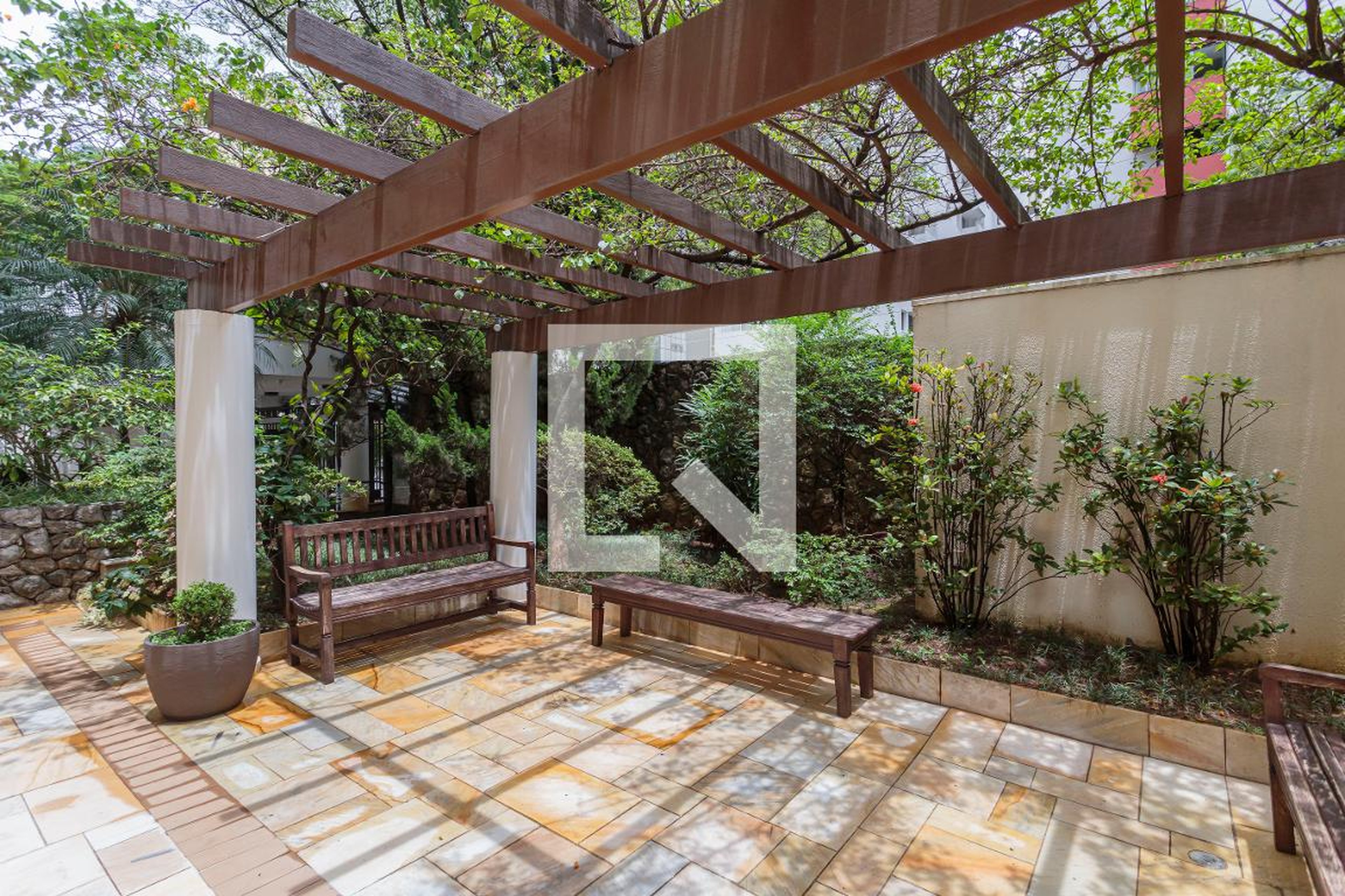 Área comum - Saint Germain