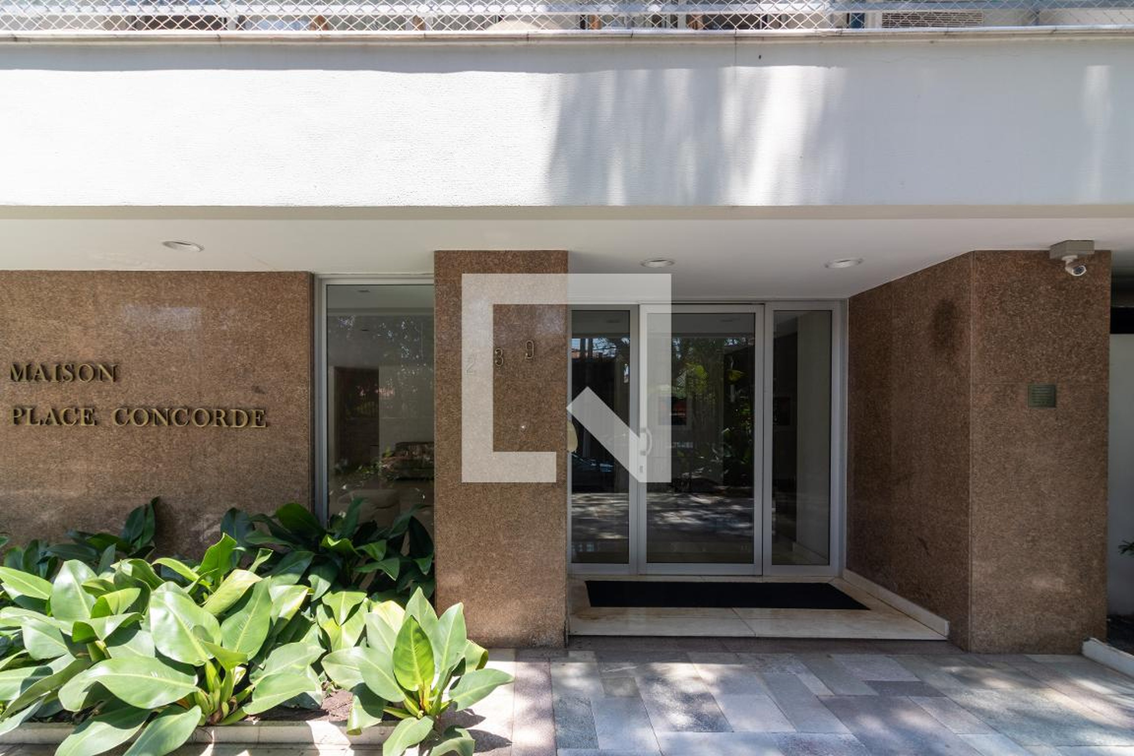 Entrada - Maison Place Concorde