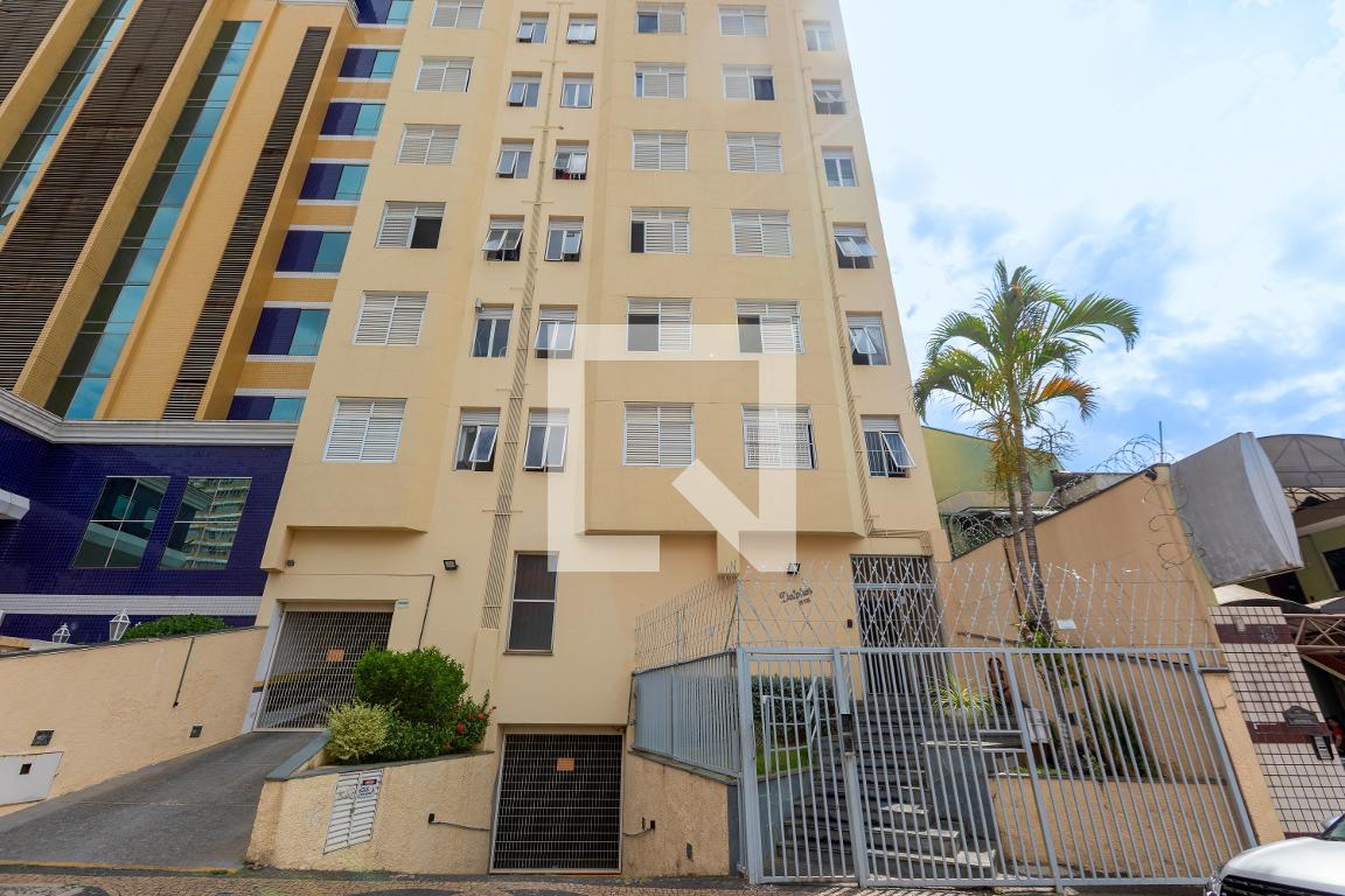 Fachada Condomínio em Rua Regente Feijó, 615