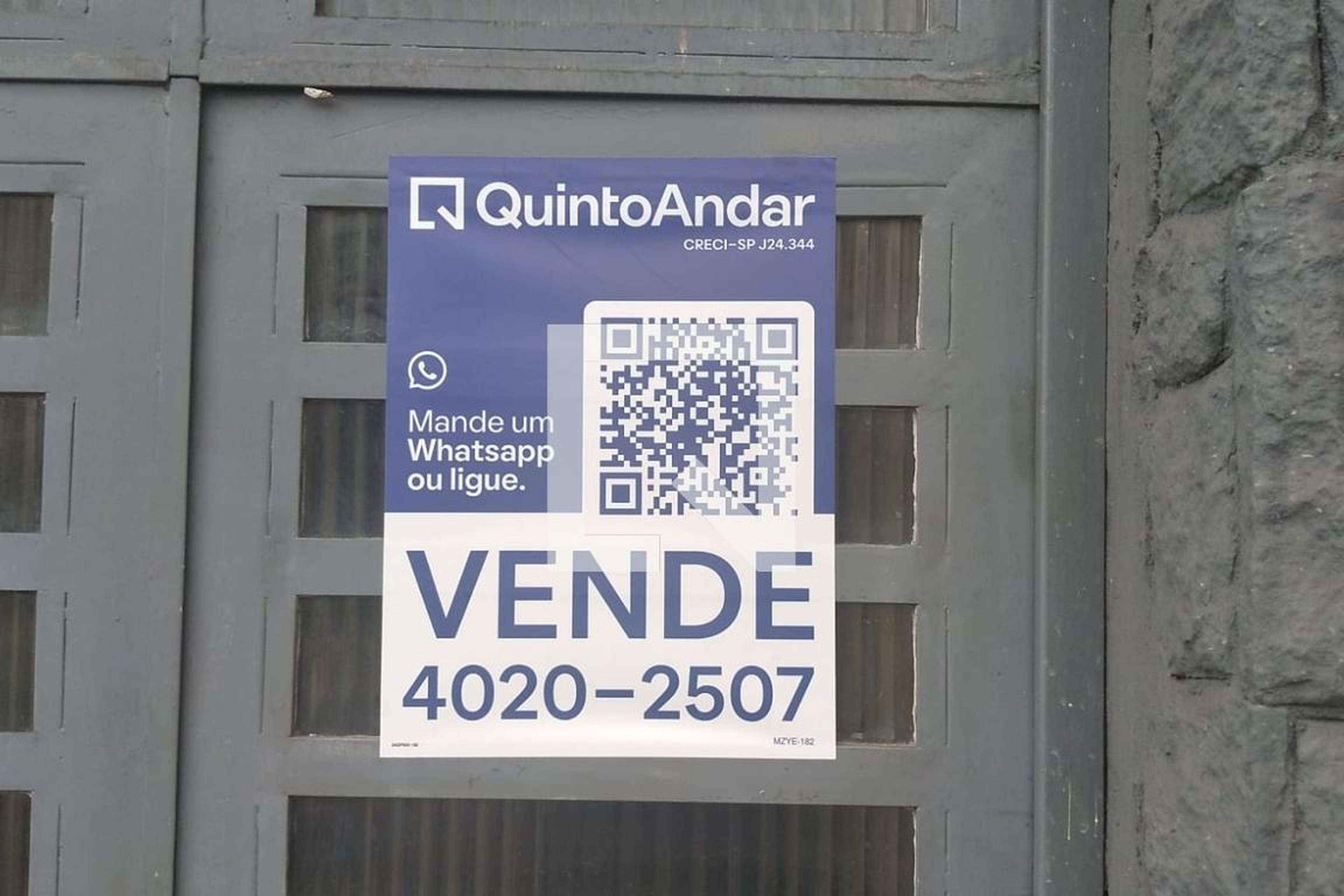 Fachada Condomínio em Rua Doutor Zuquim, 835