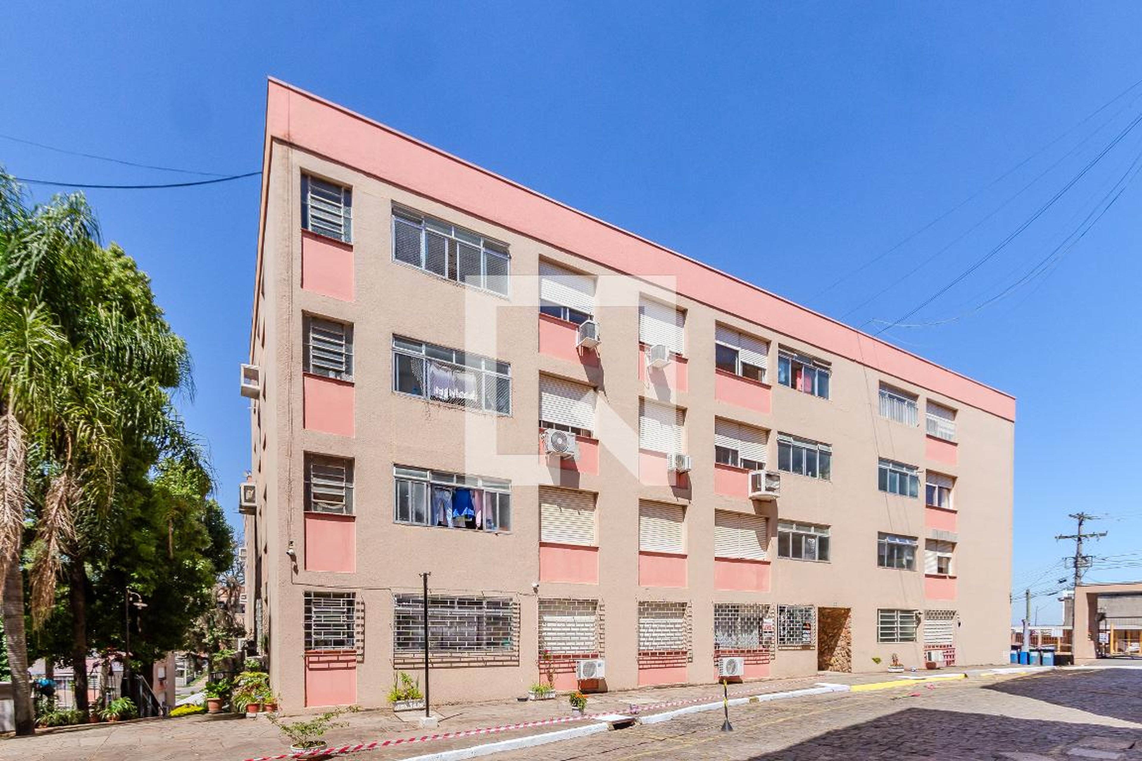 Fachada Condomínio em Rua Upamaroti, 400