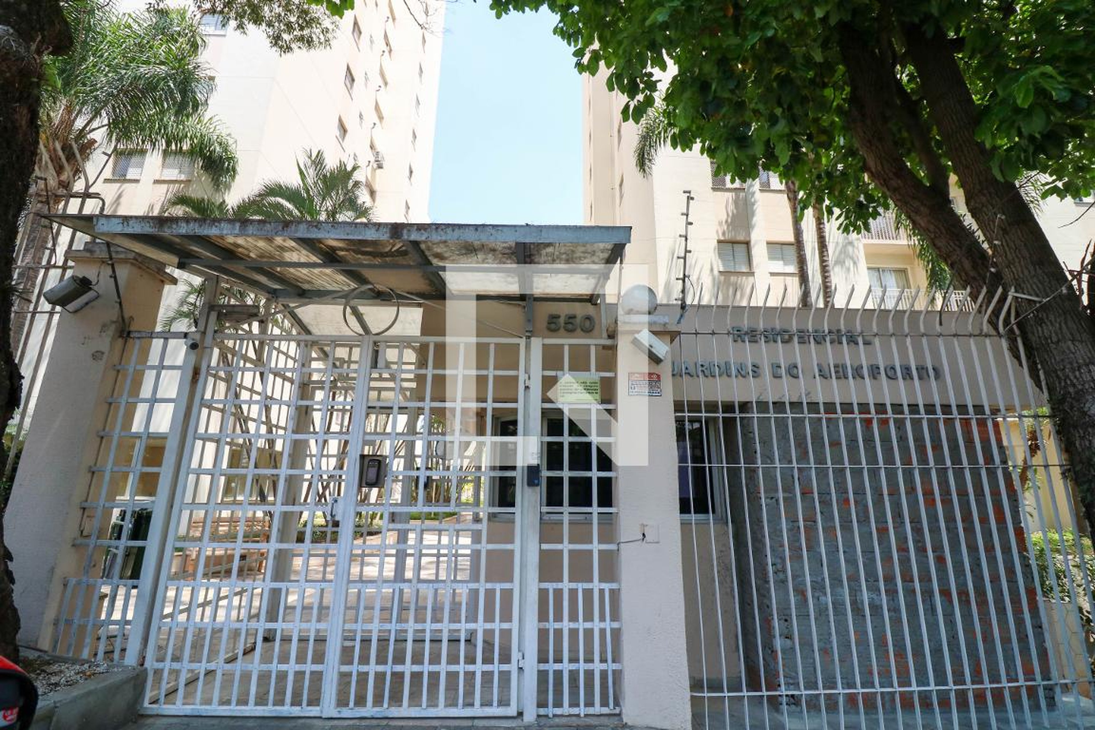 Fachada Condomínio Jardins do Aeroporto