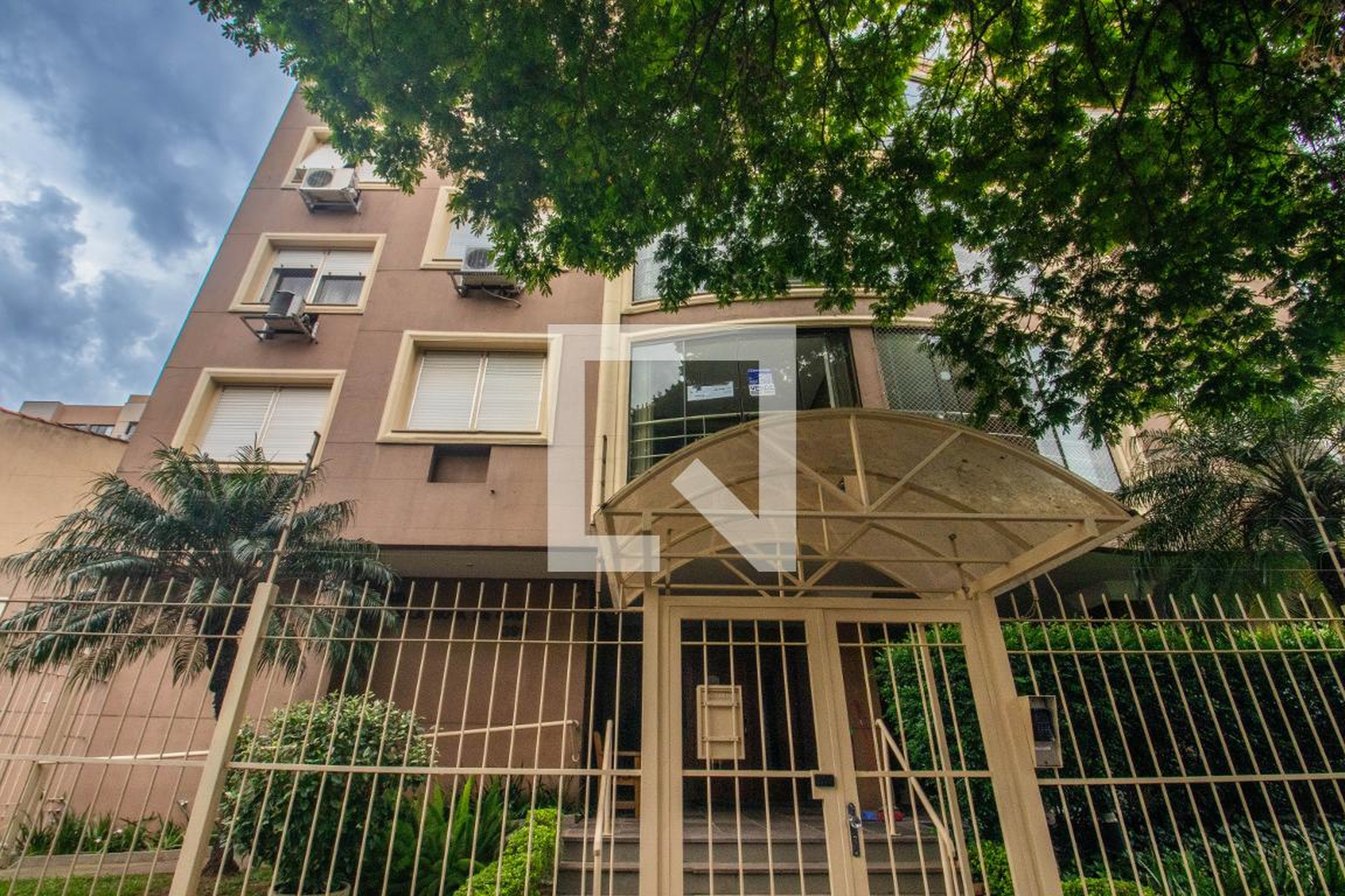 Fachada Condomínio em Rua Portugal, 399