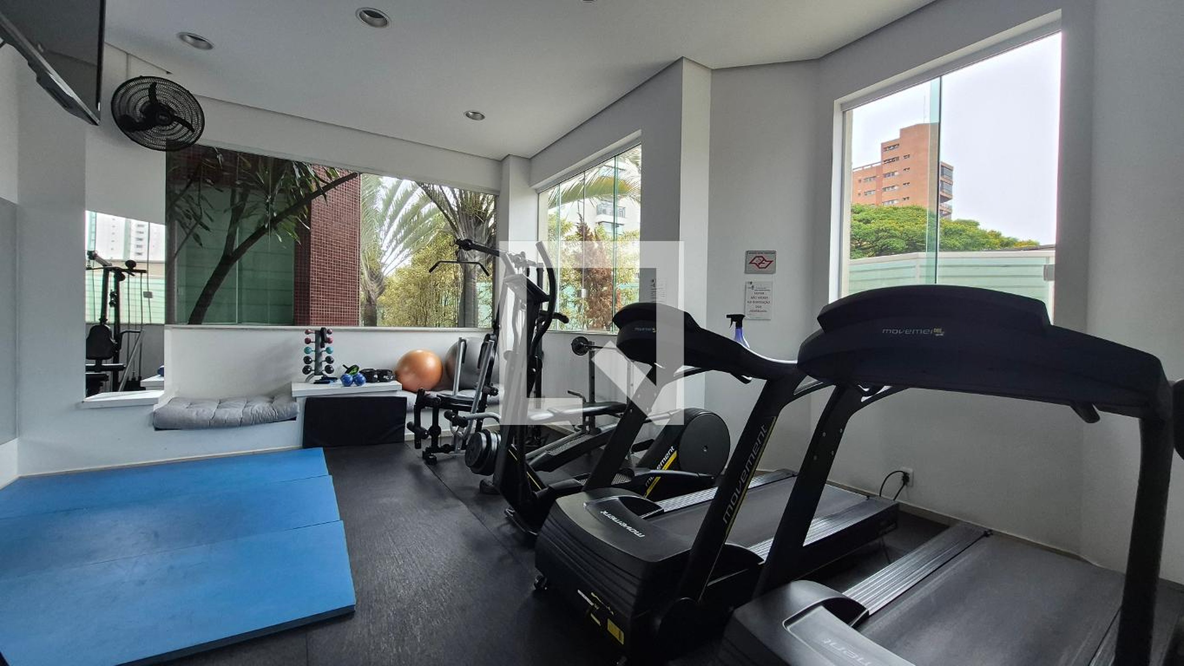 Academia - Ilha de Santorini